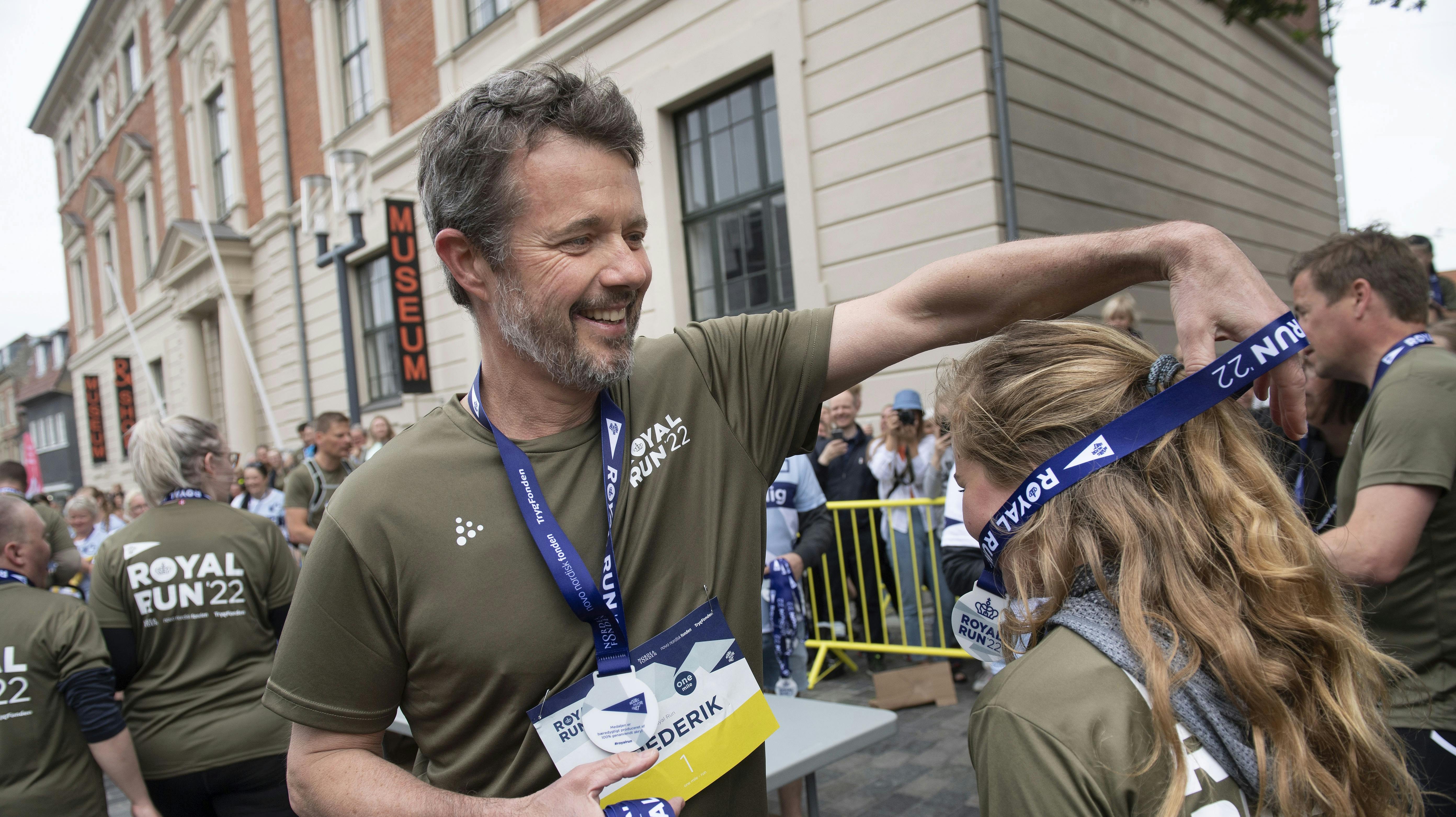 Kronprins Frederik har kombineret sin passion for sport med det folkelige og hitter med Royal Run. 