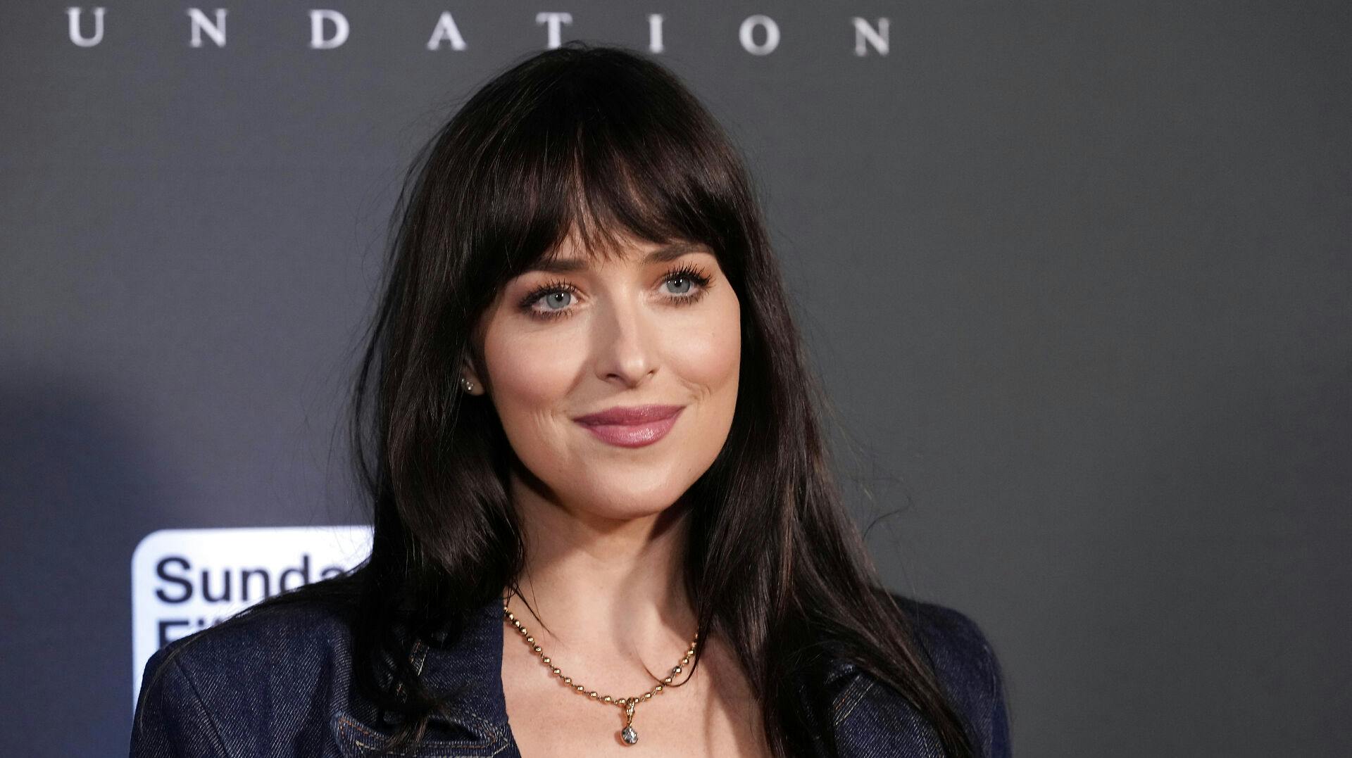 Dakota Johnson tog en chance, da hun jokede med Armie Hammer og kannibalisme. nbsp;