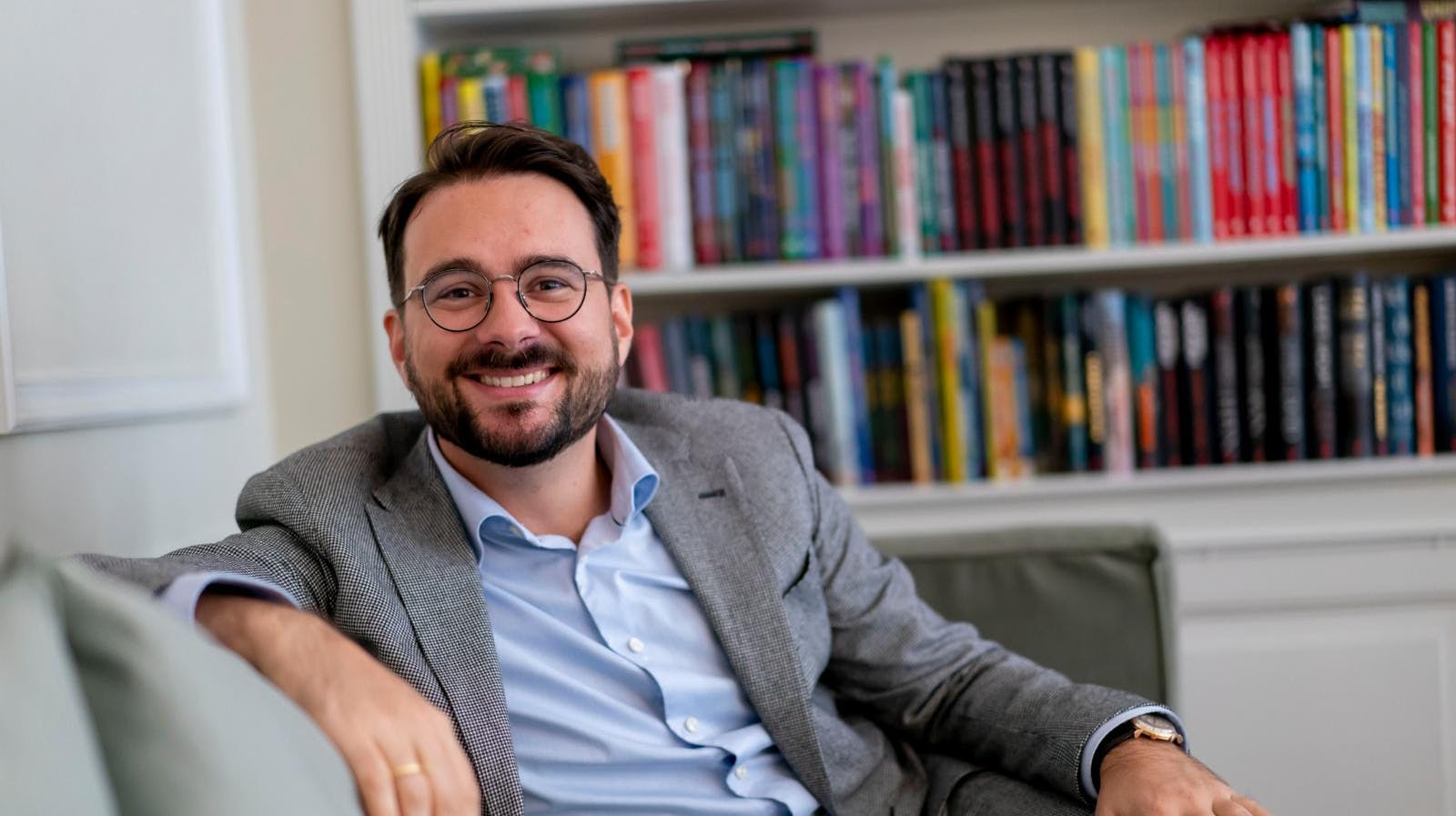 Først var der et barn...nu kommer der et mere. Jo, Phillip Faber kan snart kalde sig "dobbelt-far".