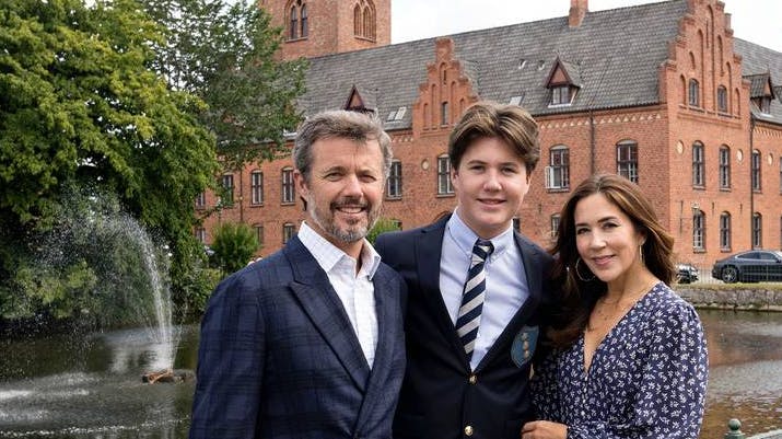 Den omdiskuterede kostskole har blandt andet haft prins Christian på elevlisten. Han stoppede i sommeren sidste år. 