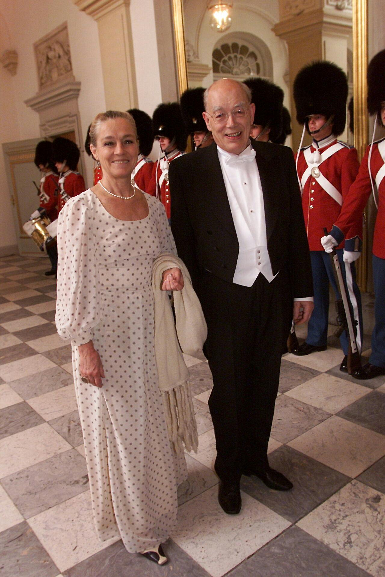 Ritt Bjerregaard og Søren Mørch, 89, blev gift i 1966. Nu må han leve resten af sit liv uden hende ved sin side.