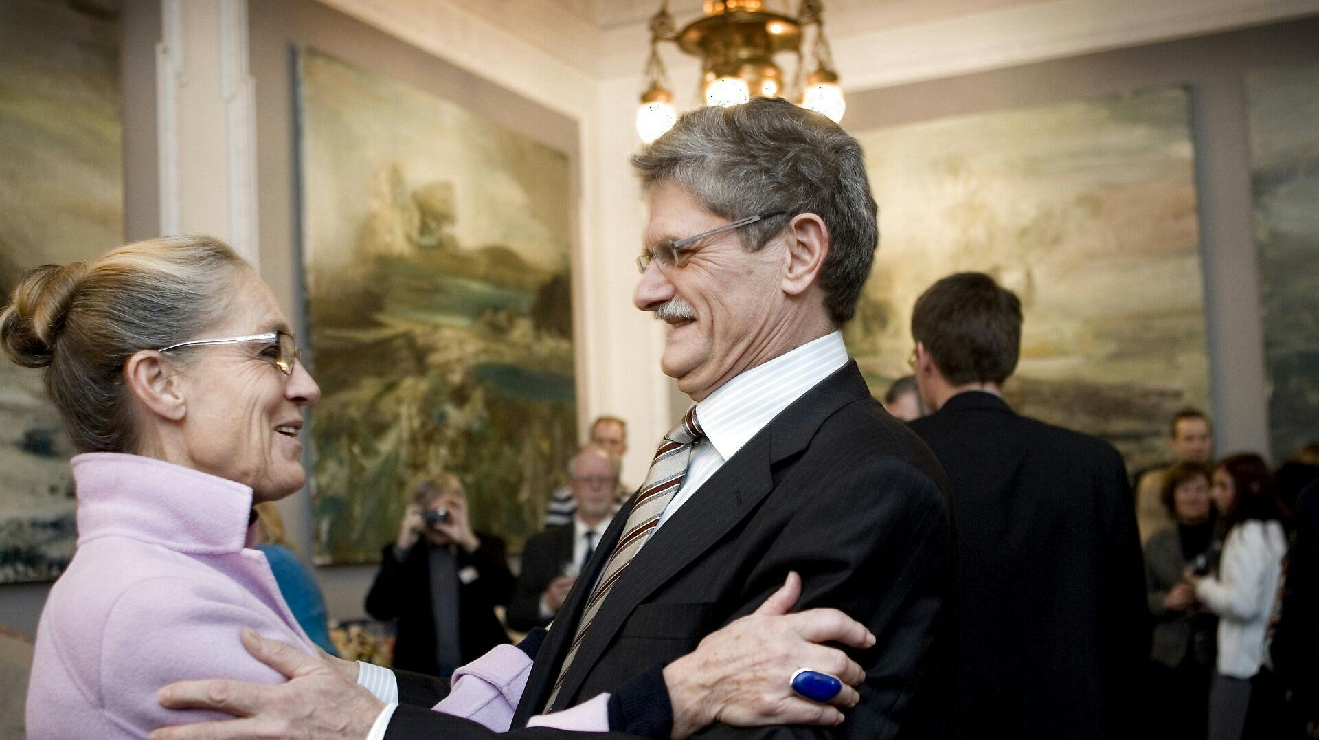 Mogens Lykketoft og Ritt Bjerregaard havde et tæt forhold på Christiansborg. Nu mindes han hende. 