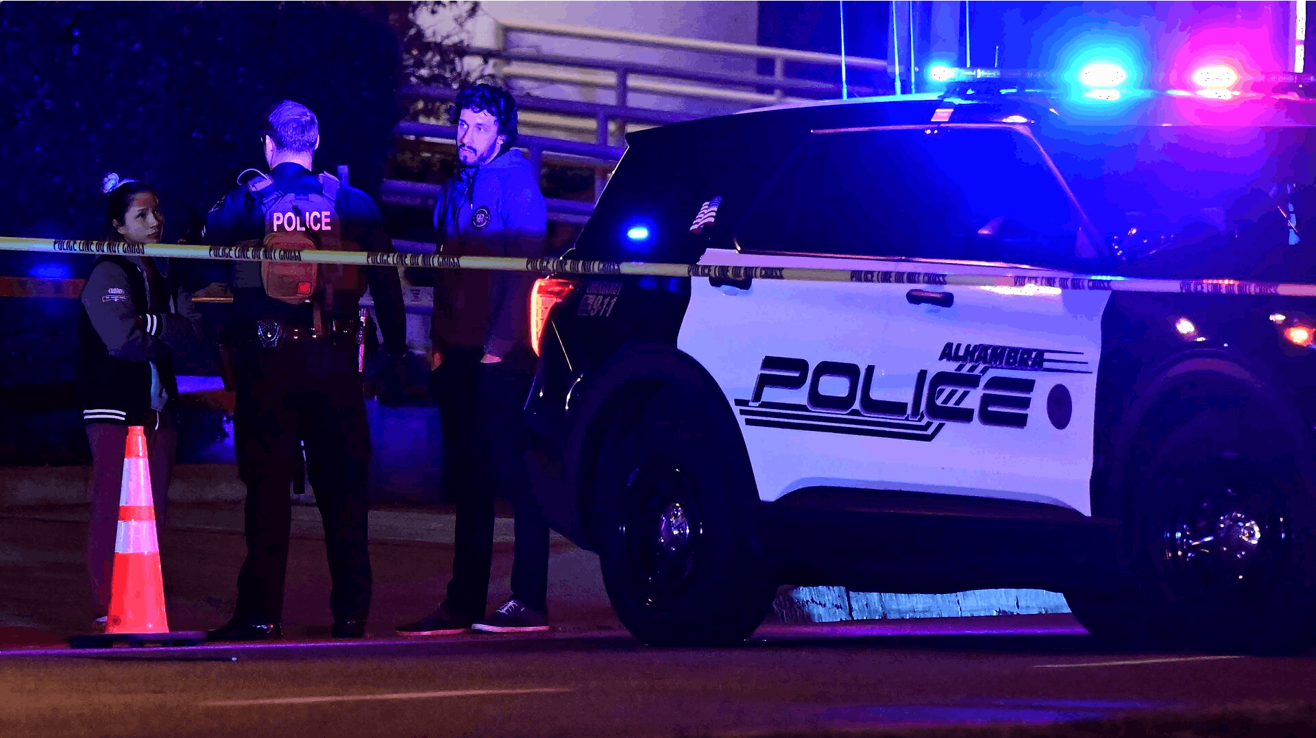 Flere personer er blevet dræbt i et skyderi i Los Angeles.