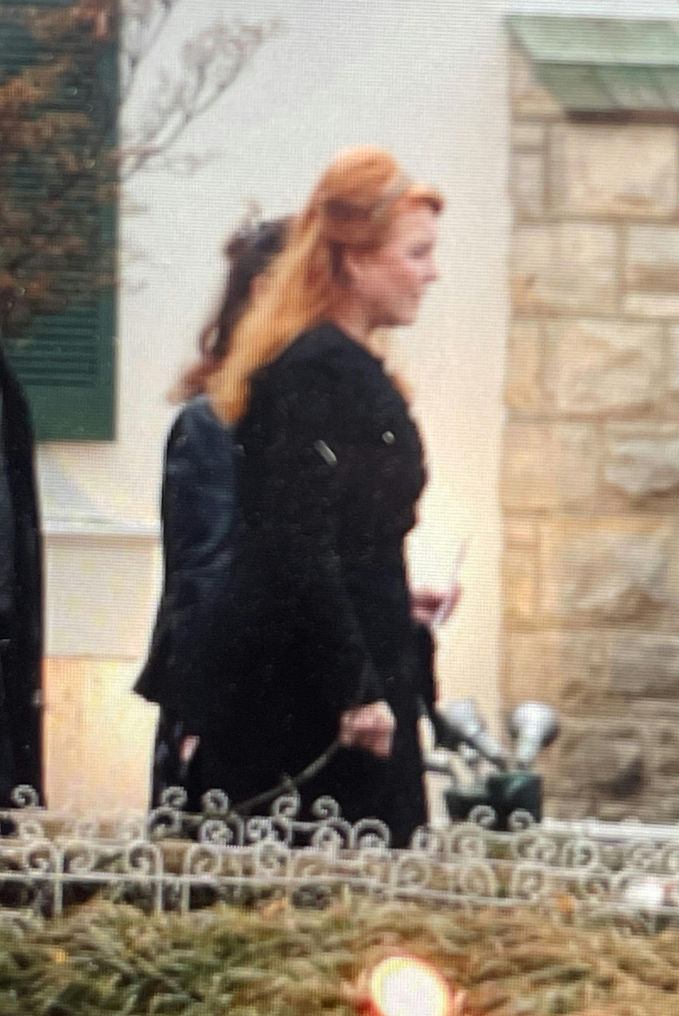 Her ankommer Sarah Ferguson til Graceland.