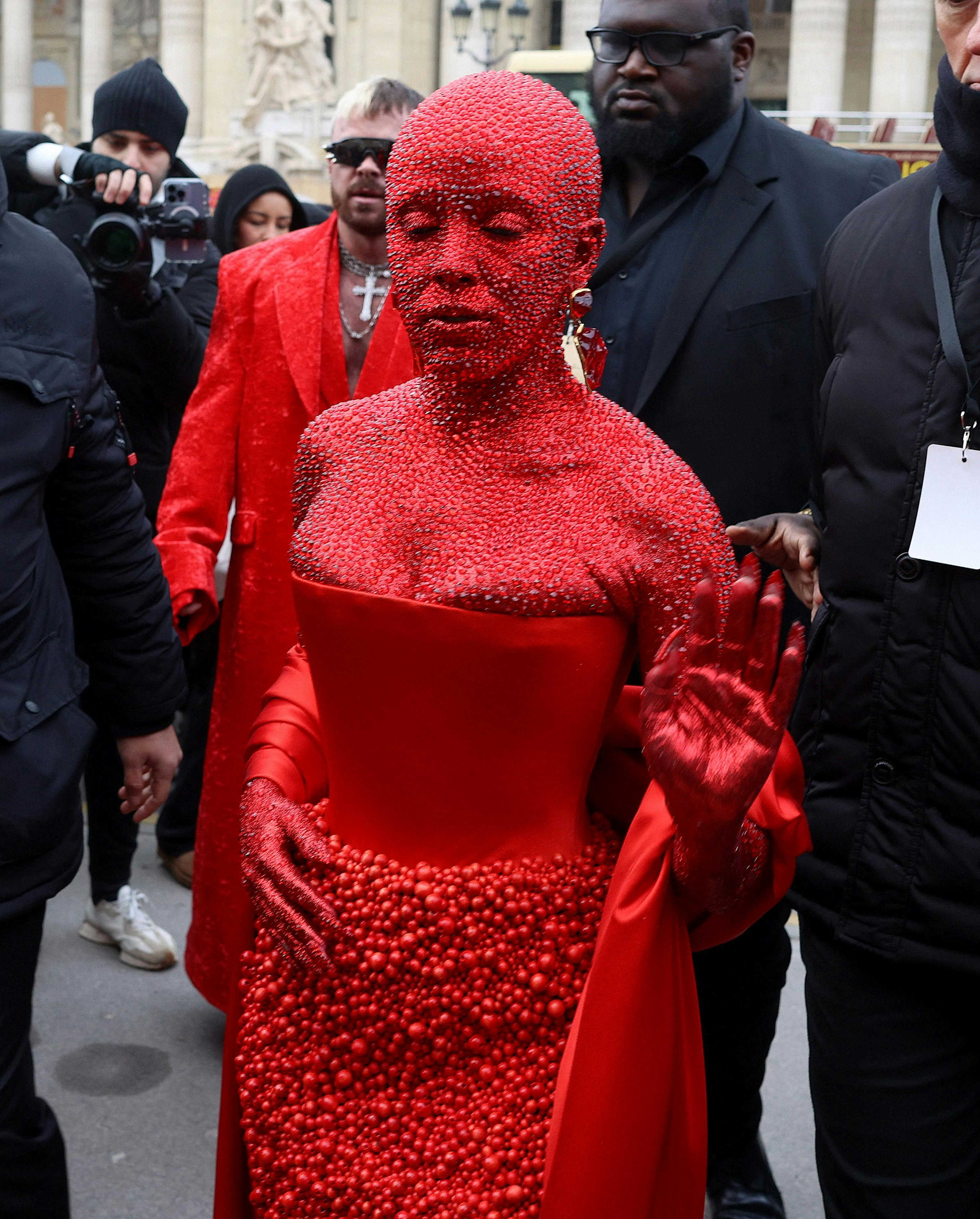 Det er ikke til at se det, hvis man ikke lige ved det... Men jo, det er Doja Cat!