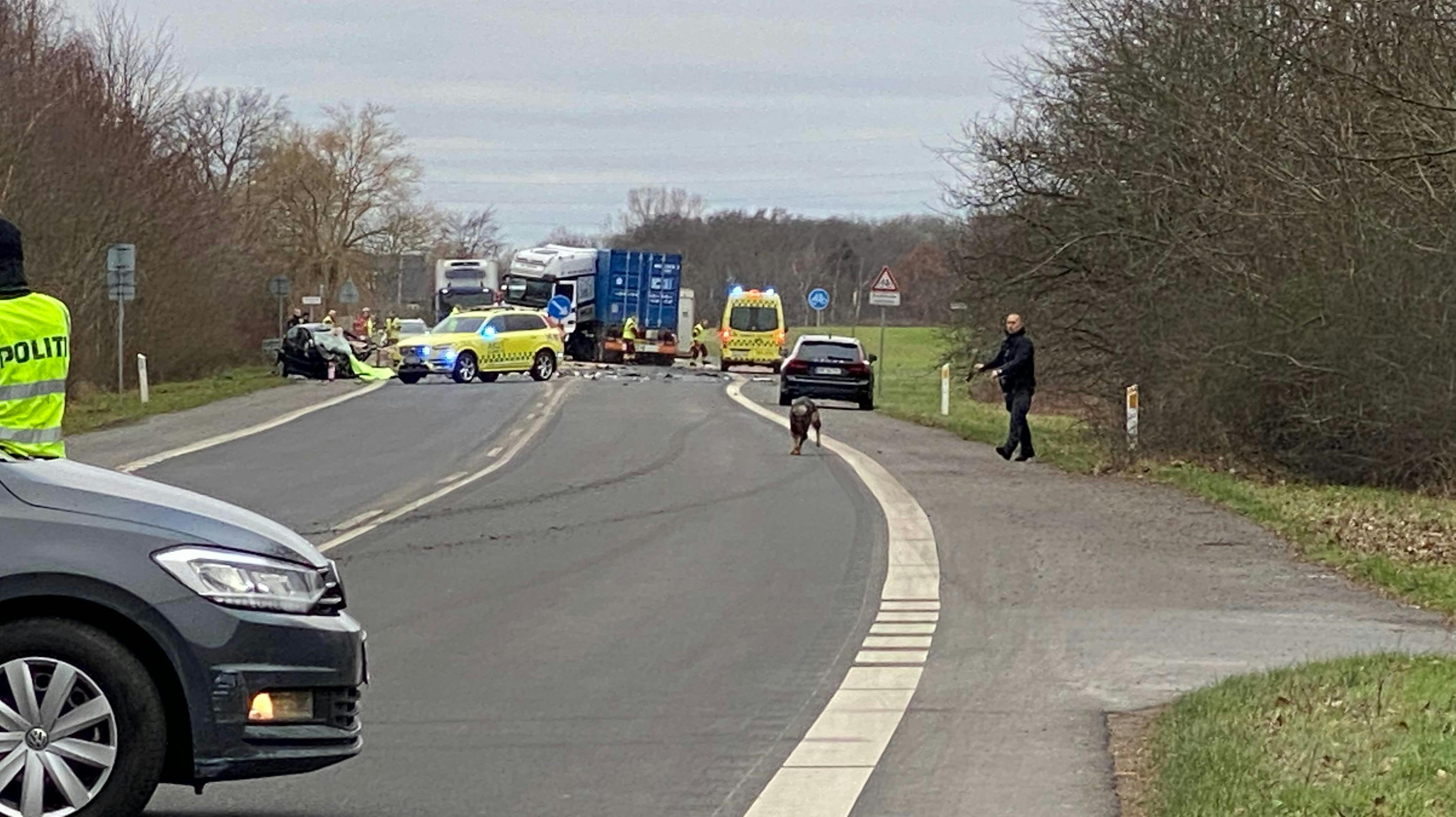 Et voldsomt sammenstød på Bornholm har kostet en person livet. nbsp;