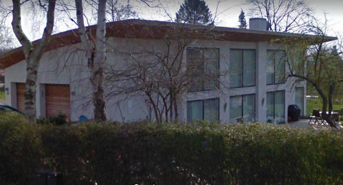 Villaen er bygget i 2006 og er på 189 kvadratmeter.