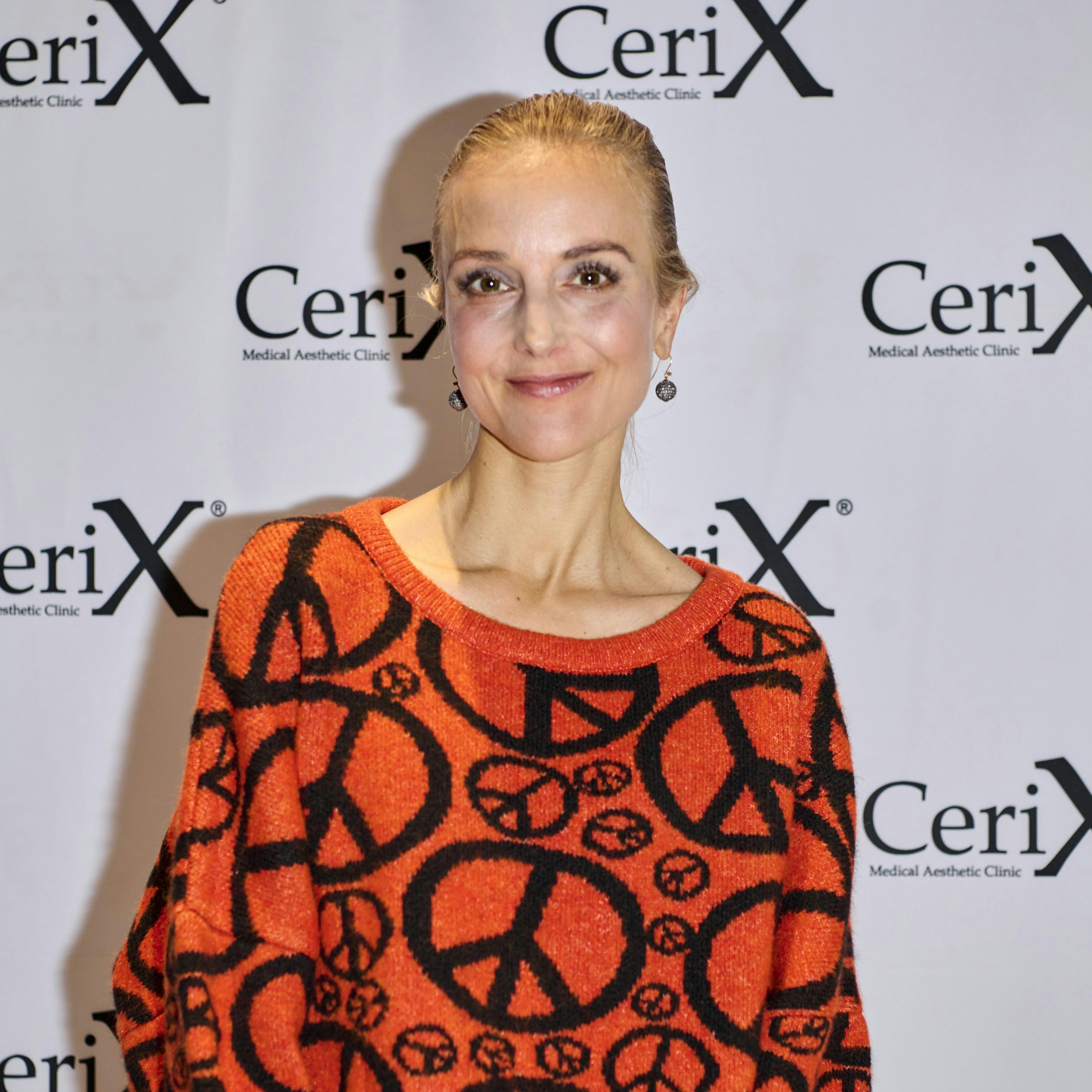 Ifølge Mai Manniche havde kæresten også et forhold til en anden kvinde.