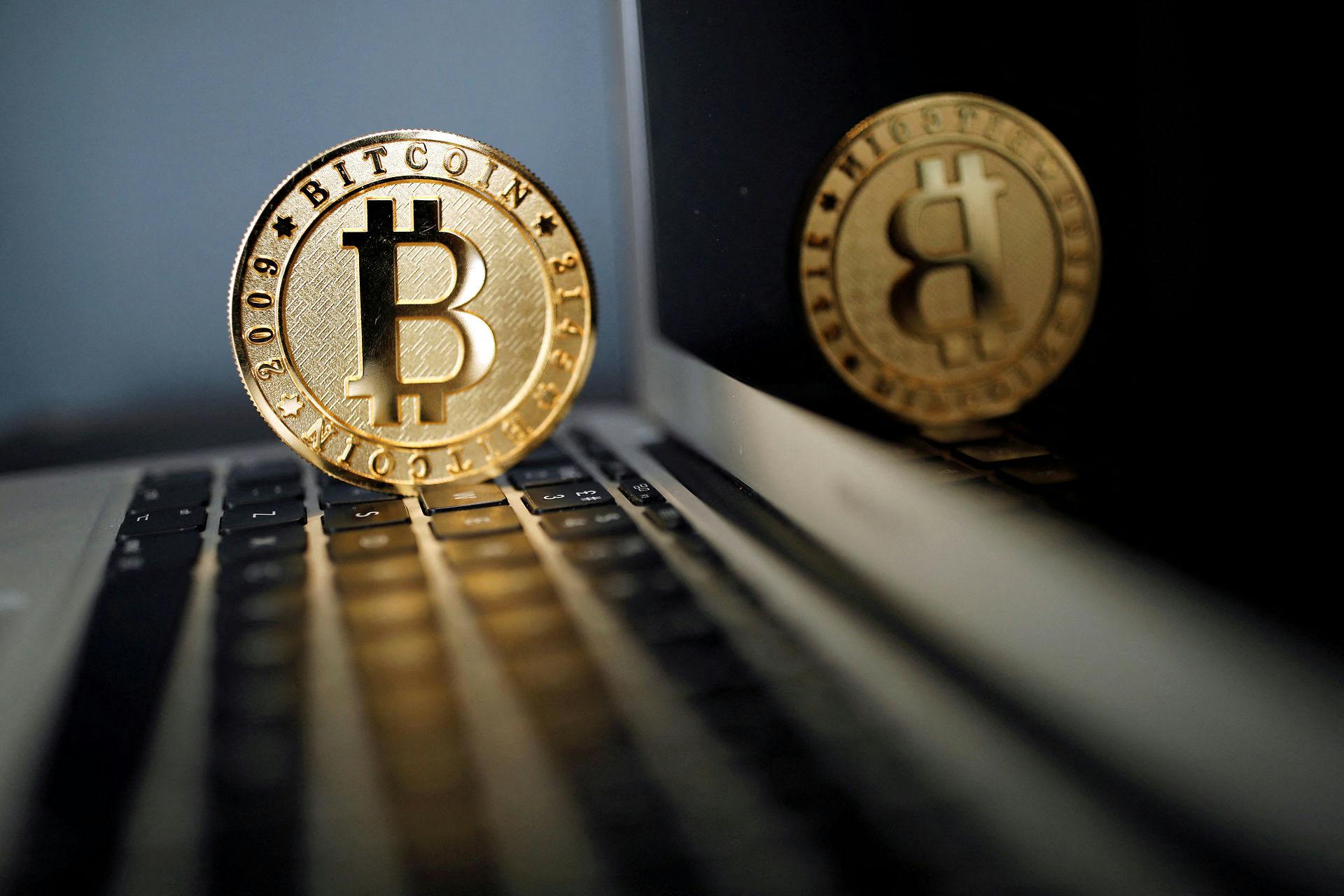 Et større datalæk har fundet sted hos en dansk bitcoin-forhandler.