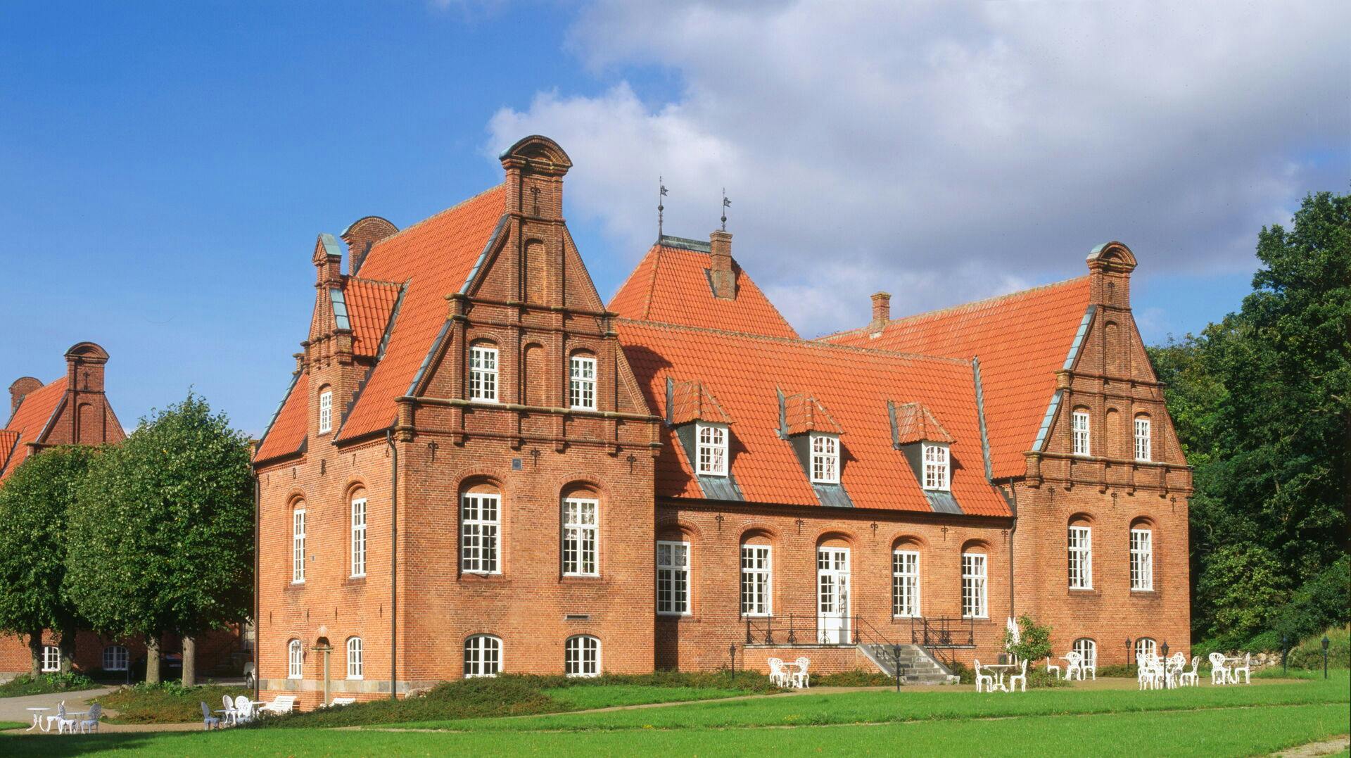 Sophiendal Slot har siden 2018 haft problemer med hygiejnen i hotellets køkken.