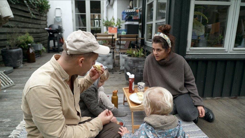 Det er rigtig mange ting, man ikke kan gøre uden strøm. Eksempelvis lave kaffe. Eller se TV. Eller børste tænder, hvis man har en el-tandbørste.
