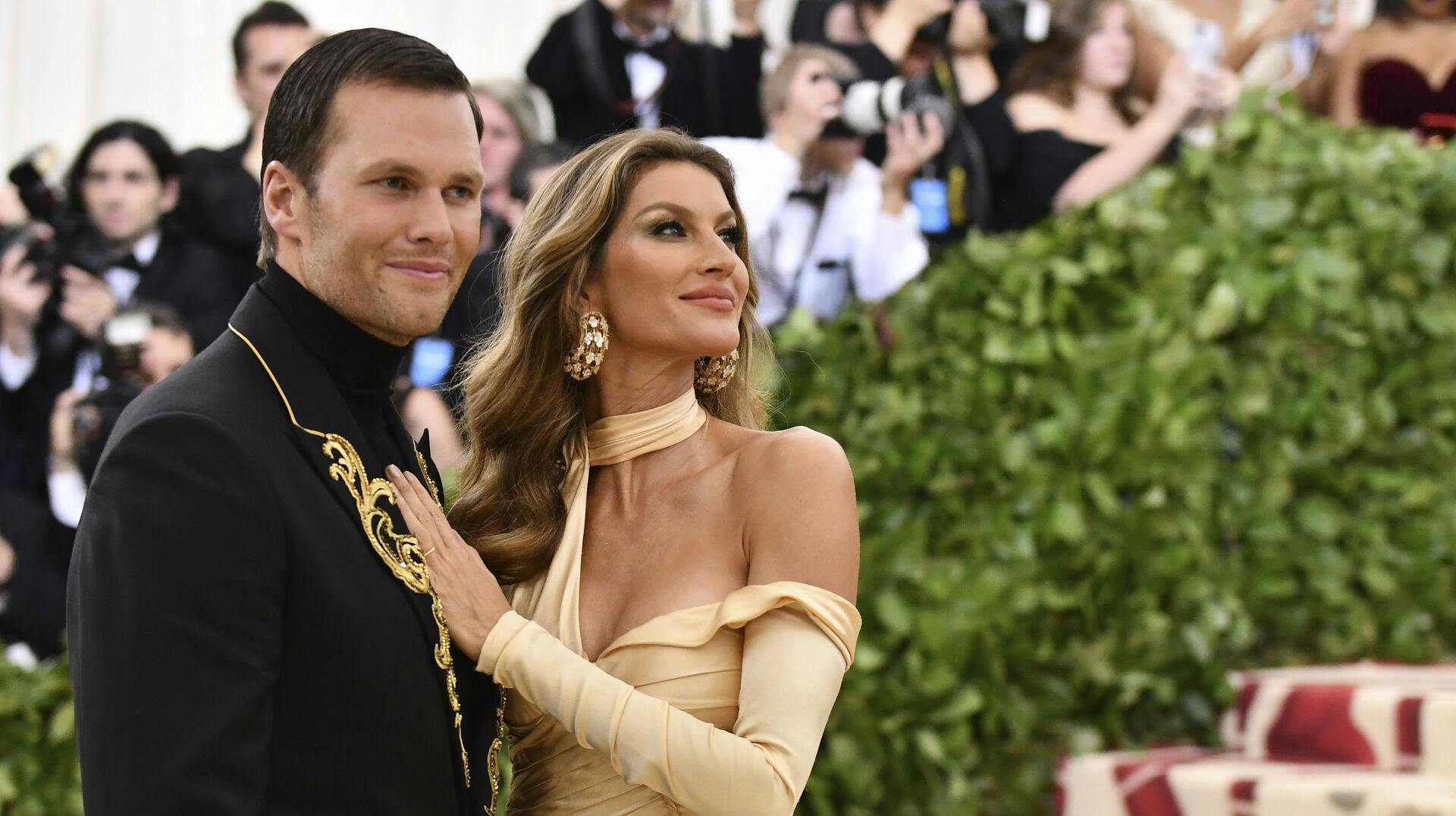 2,6 milliarder kroner. Så meget indkasserer Tom Brady i løn for sit arbejde for tv-stationen Fox over de næste ti år.