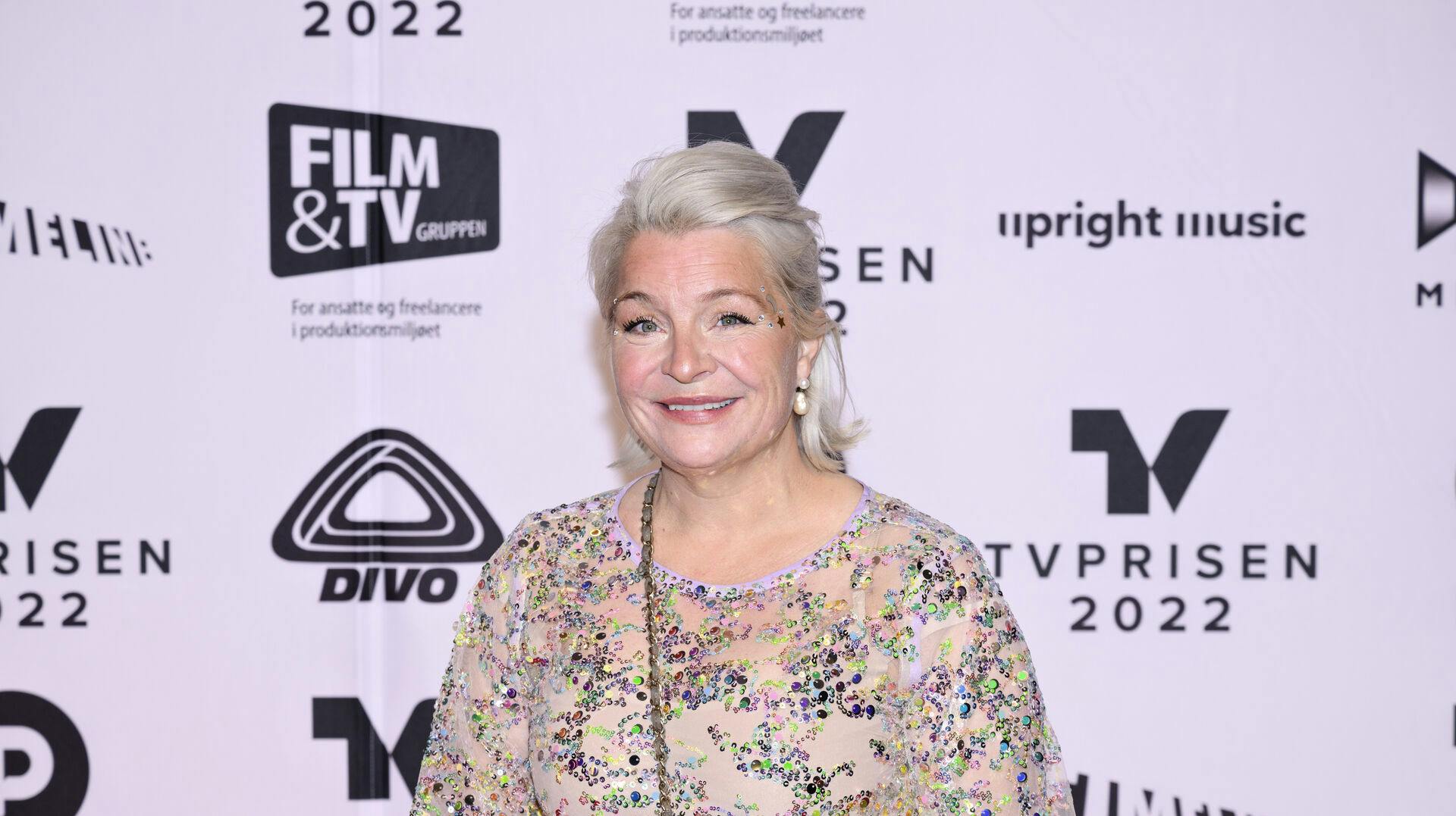Signe Lindkvist til tv-prisen sidste år. I år skal hun være vært for showet ifølge hende selv. nbsp;