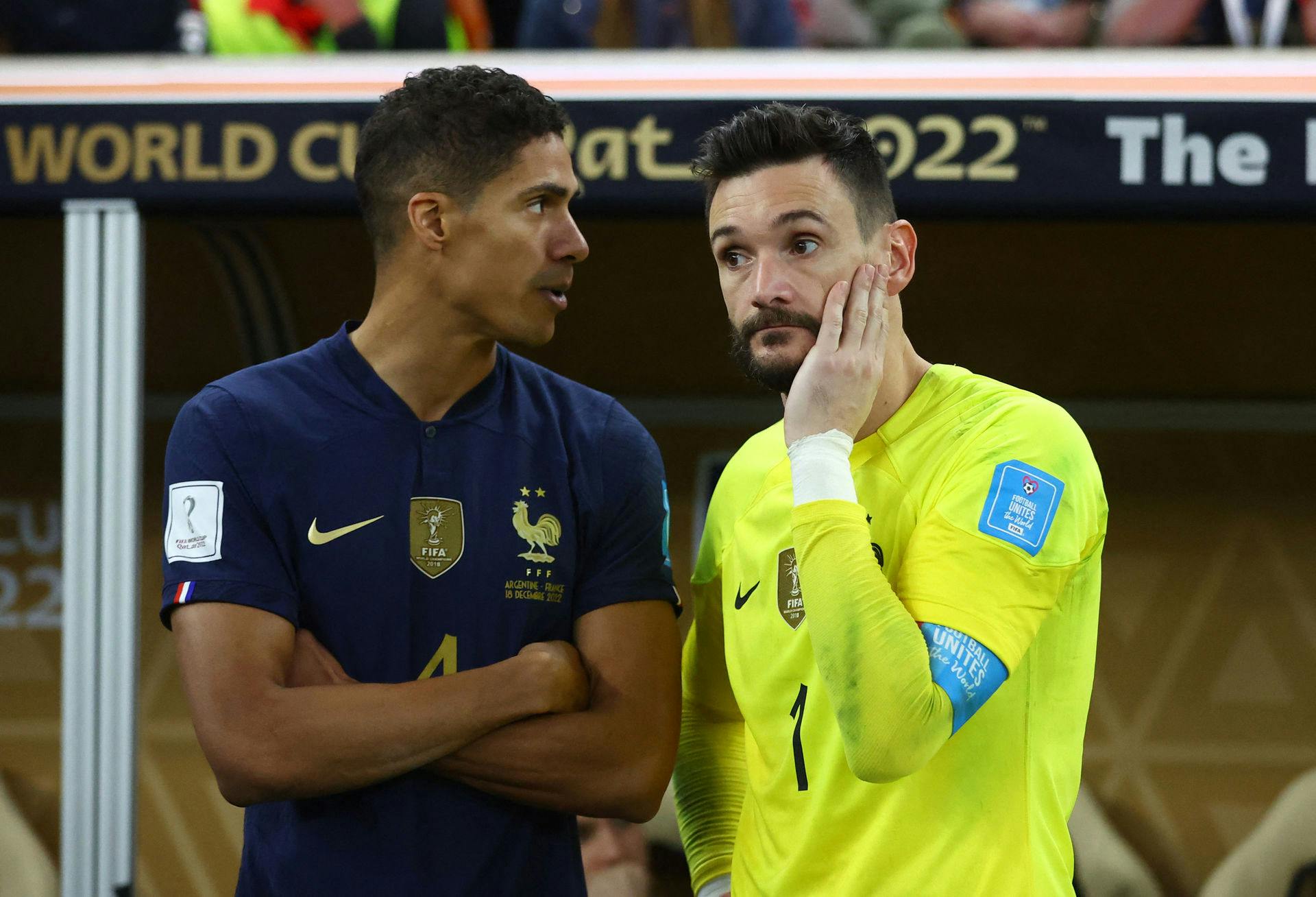 Om de her diskuterede deres landsholdsstop vides ikke. Men faktum er, at både Hugo Lloris og Raphael Varane ikke længere er tilgængelige for deres land.