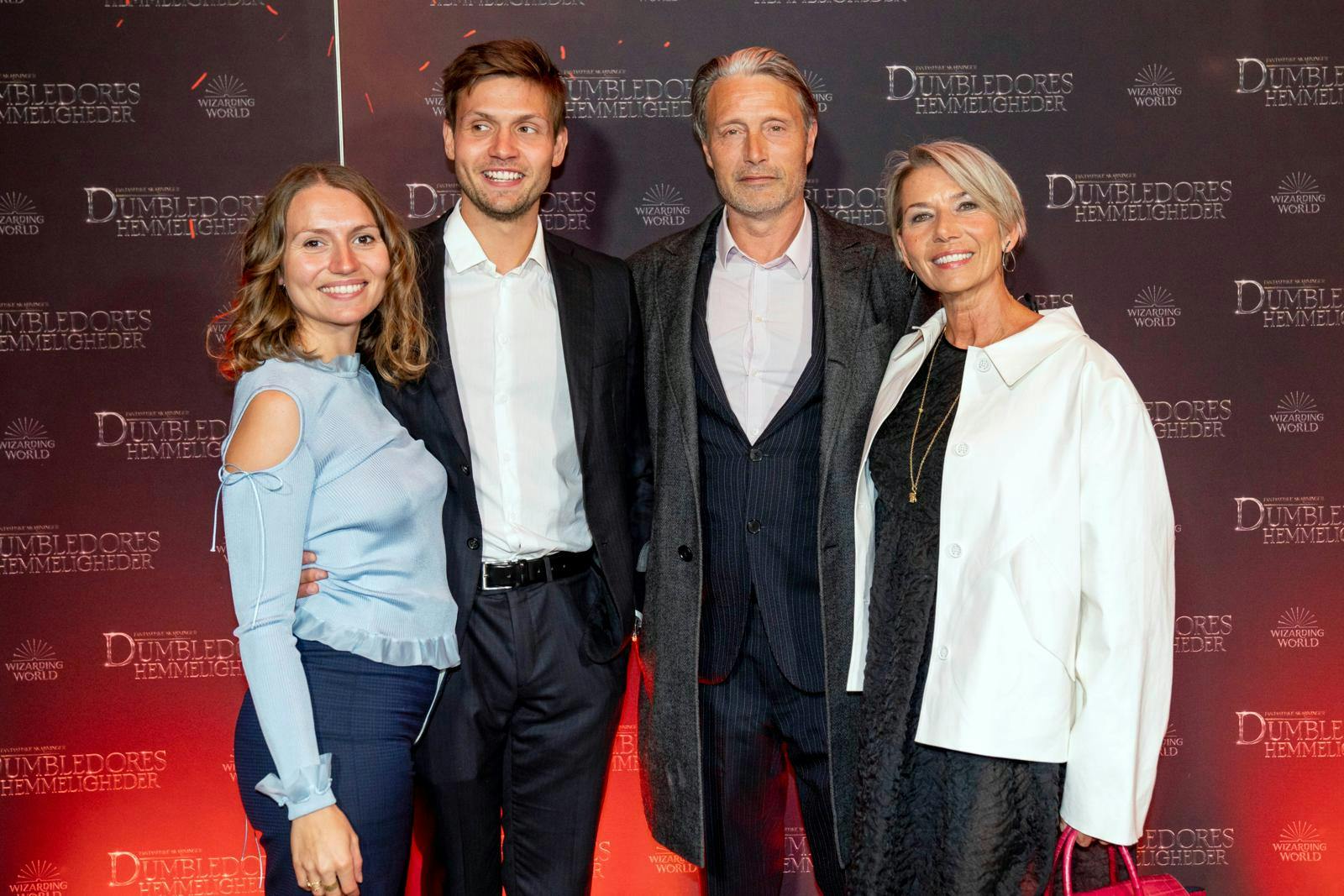 Viola, Carl, Mads Mikkelsen og Hanne Jacobsen