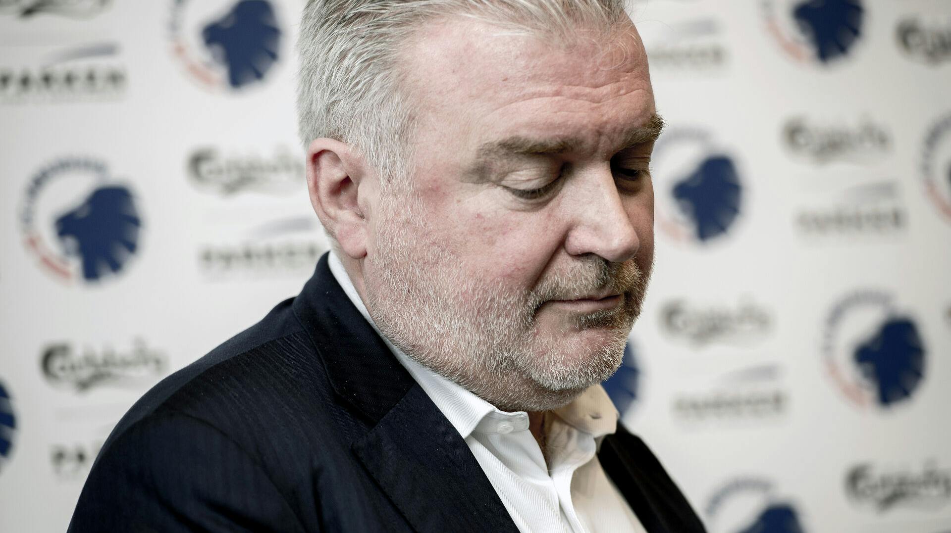 Lars Seier er ikke helt tilfreds med Pia Kjærsgaards udtalelser i forbindelse med lanceringen af en ny madbod i Parken. 