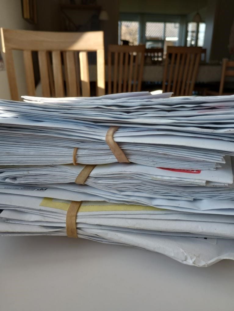 Alle 88 breve tog Lisbeth Munthe-Brun med hjem.