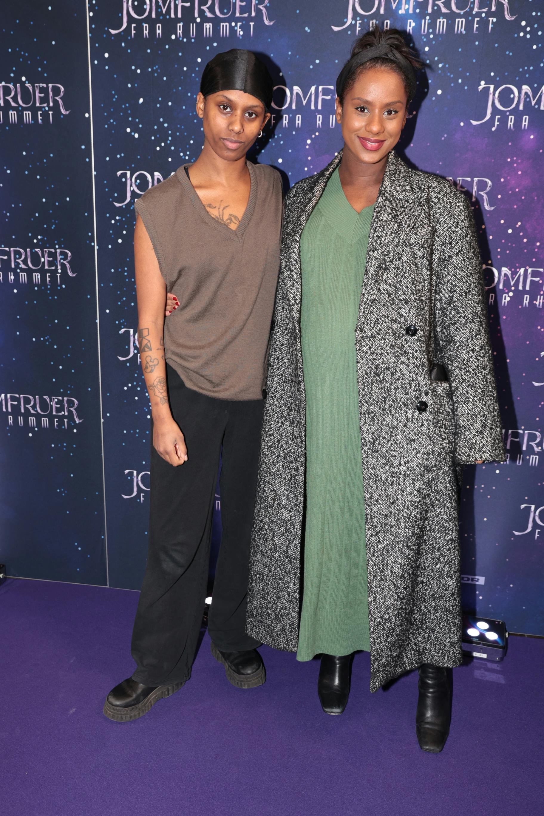 Saba og Andrea Lykke dukkede tirsdag aften op til premieren på ungdomsfilmen "Jomfruer fra rummet".&nbsp;