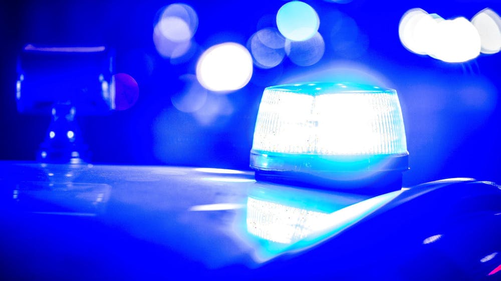 Københavns Politi er onsdag middag til stede i Ørestad, hvor de leder efter en bevæbnet mand. nbsp;