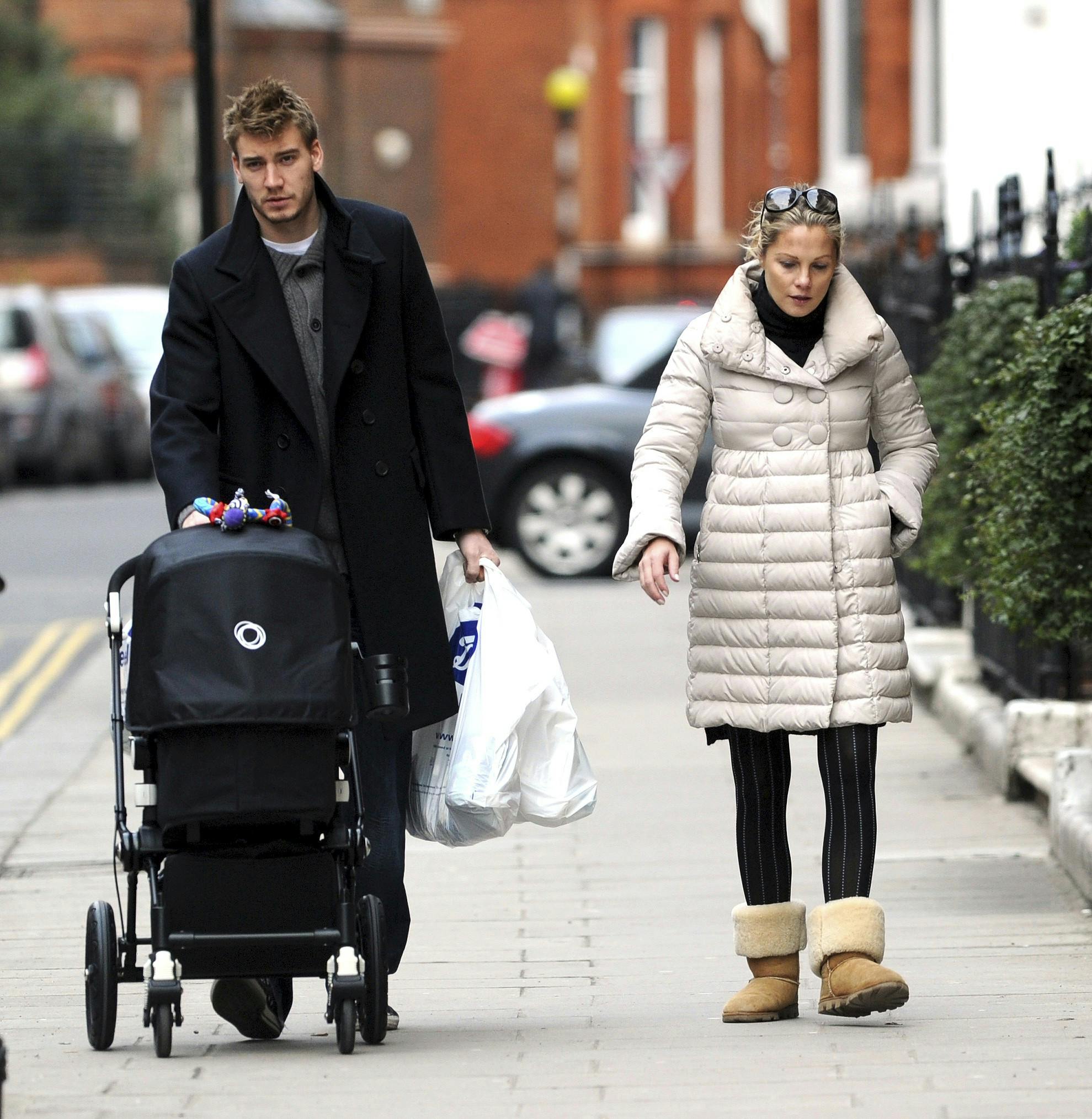 Lykken lyste ikke just ud af Caroline Fleming og Nicklas Bendtner. Kort efter deres søn Nicholas kom til verden, gik de fra hinanden. 