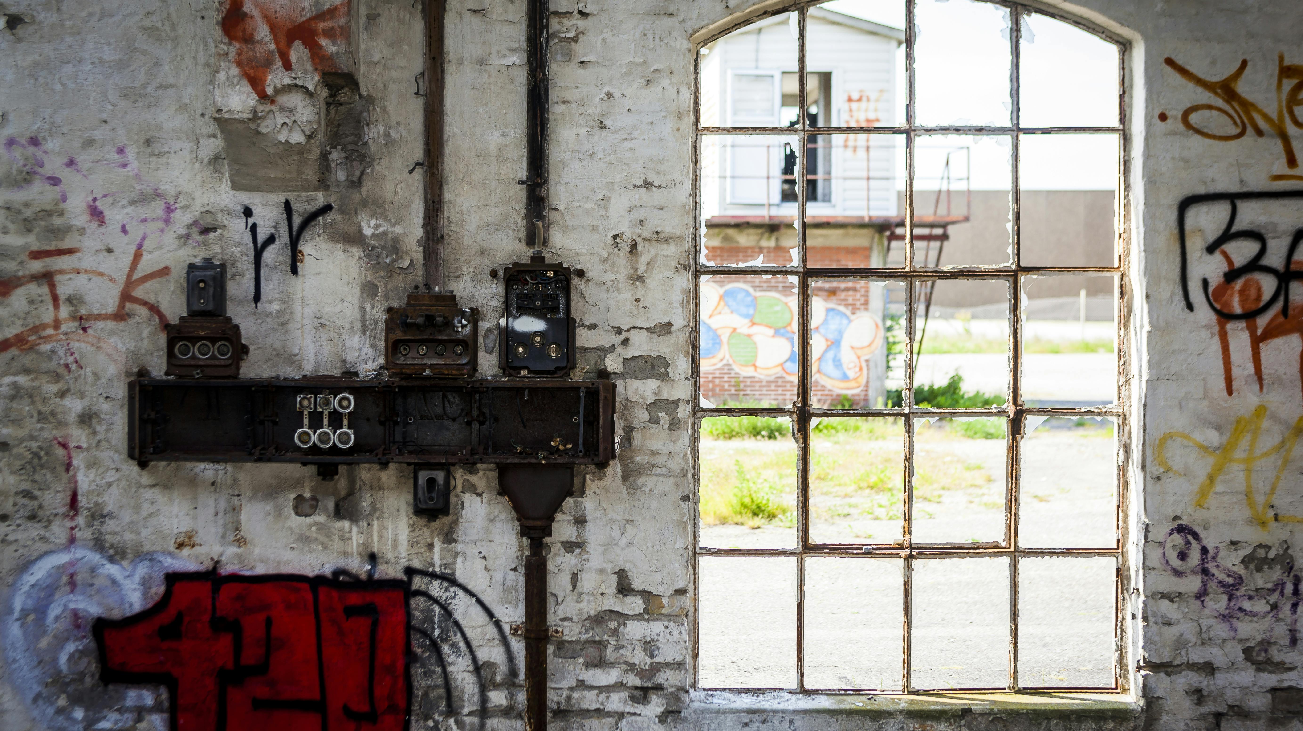 Det er hverken sjovt eller billigt, hvis uvedkommende får fingrene i din strøm.