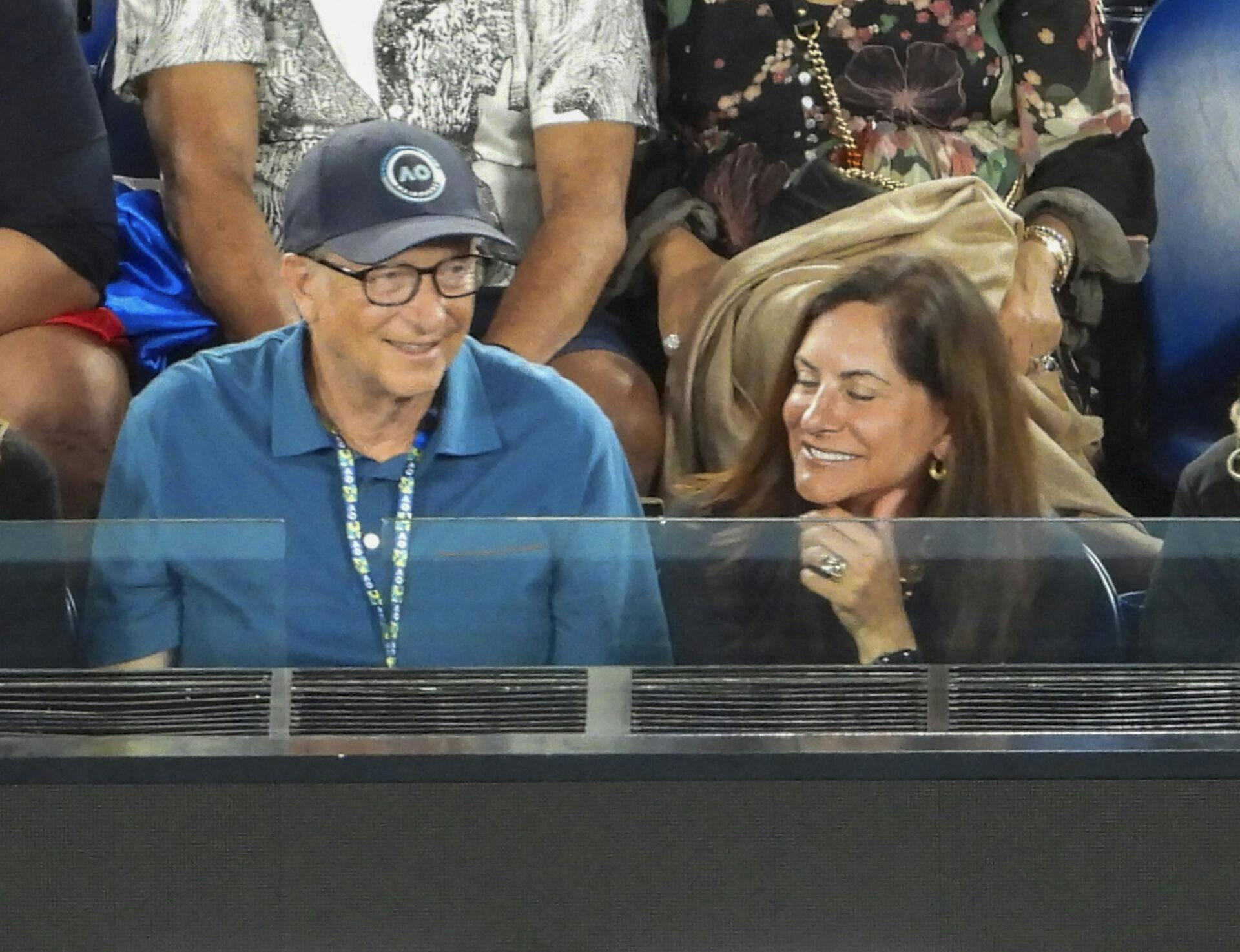 Bill Gates og Paula Hurd blev spottet sammen til Australian Open i sidste måned.
