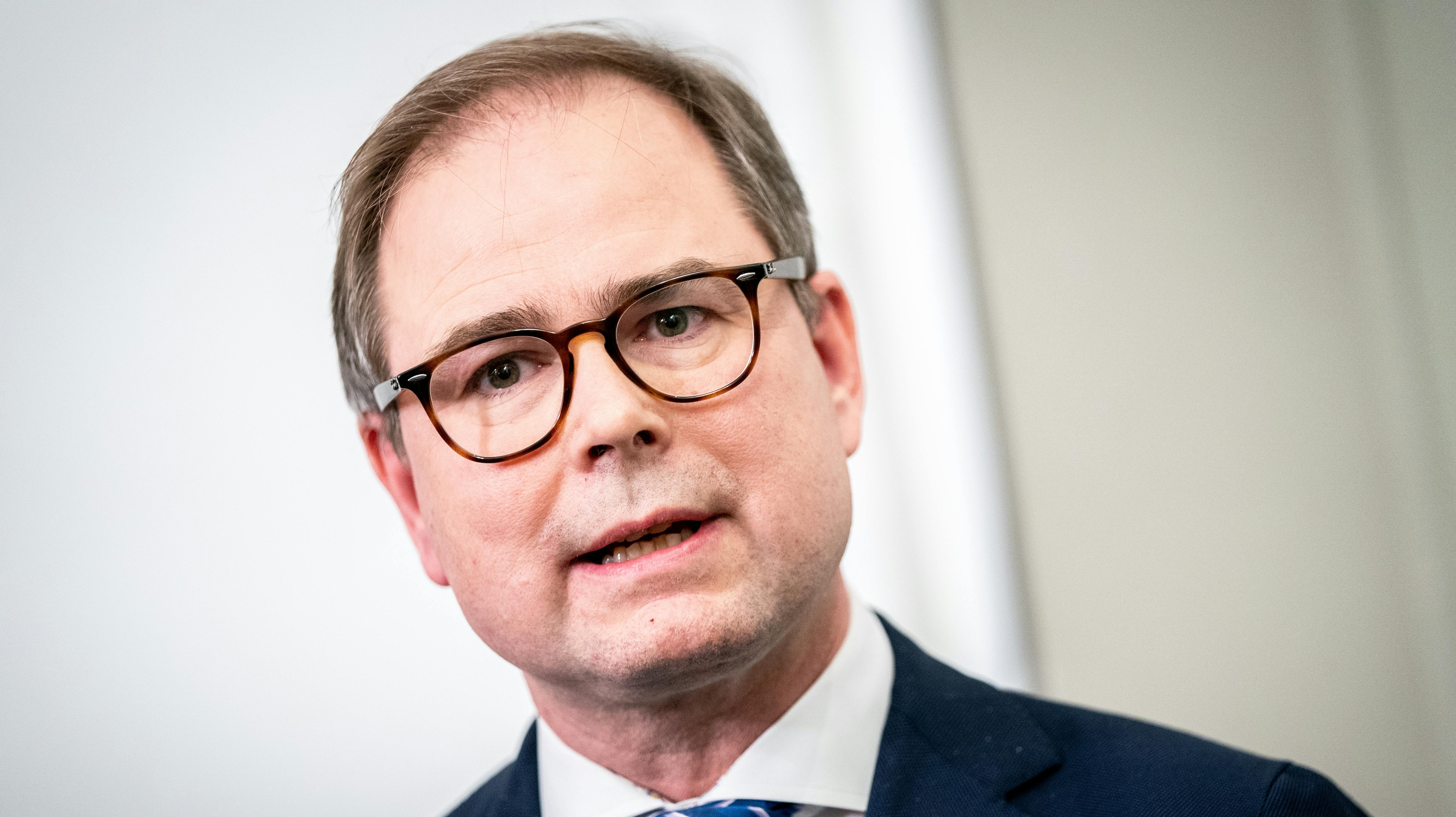 Finansminister Nicolai Wammen (S) præsenterer lige nu regeringens inflationshjælp. nbsp;