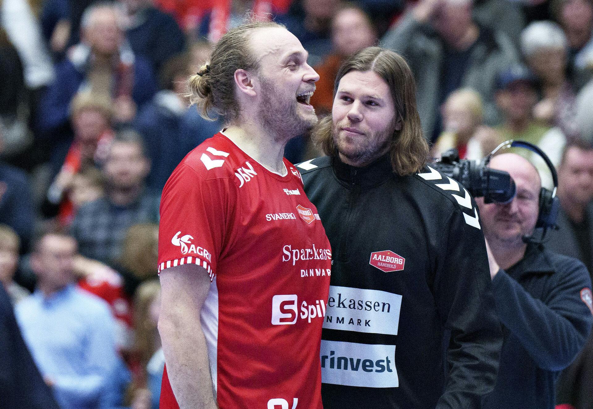 Henrik Møllgaard sætter ord på holdkammeraten Mikkel Hansens stresssygdom.&nbsp;