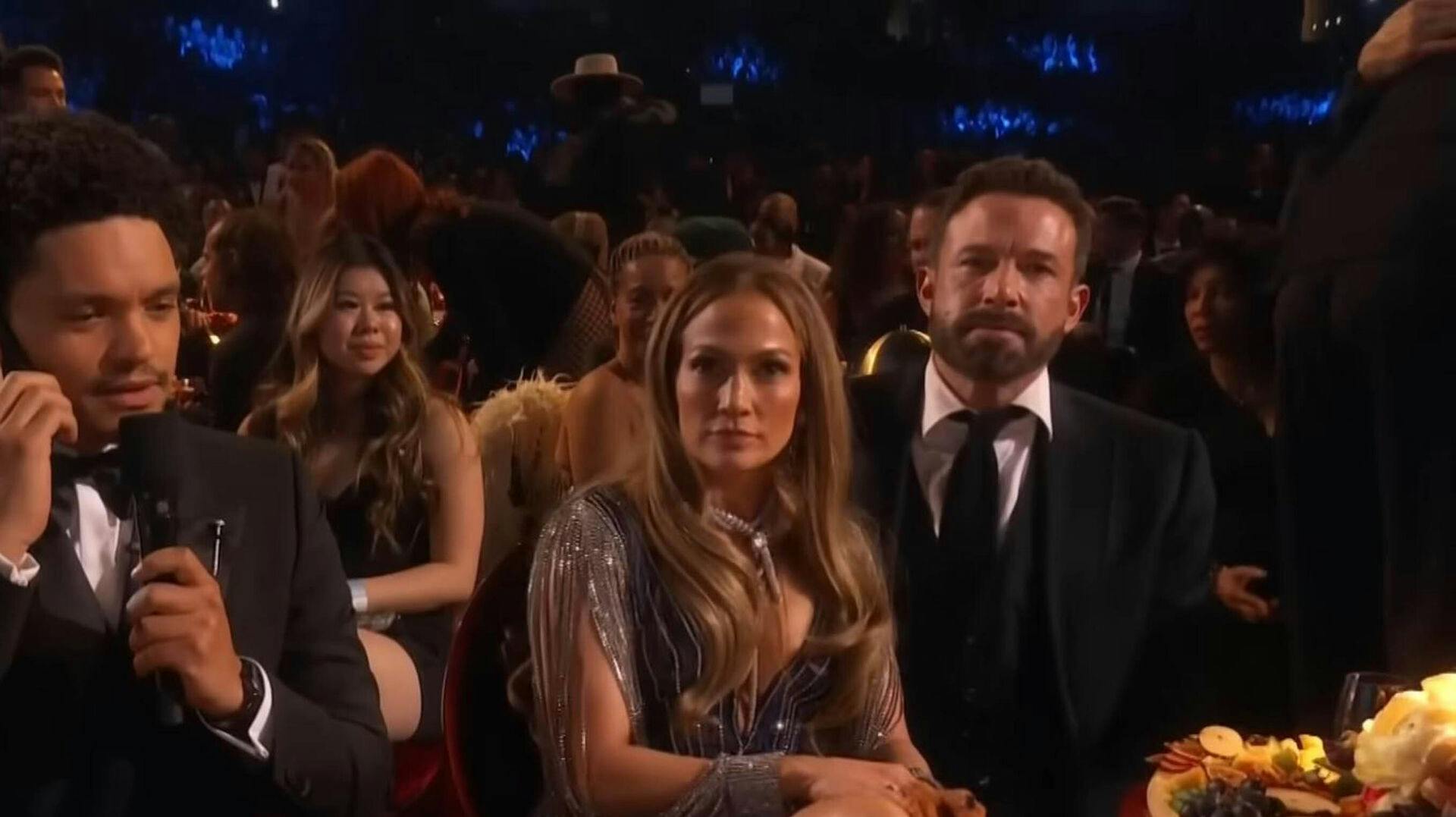 Ben Affleck gik tidligere på ugen viralt for sit trætte og vrede look til Grammy Awards.