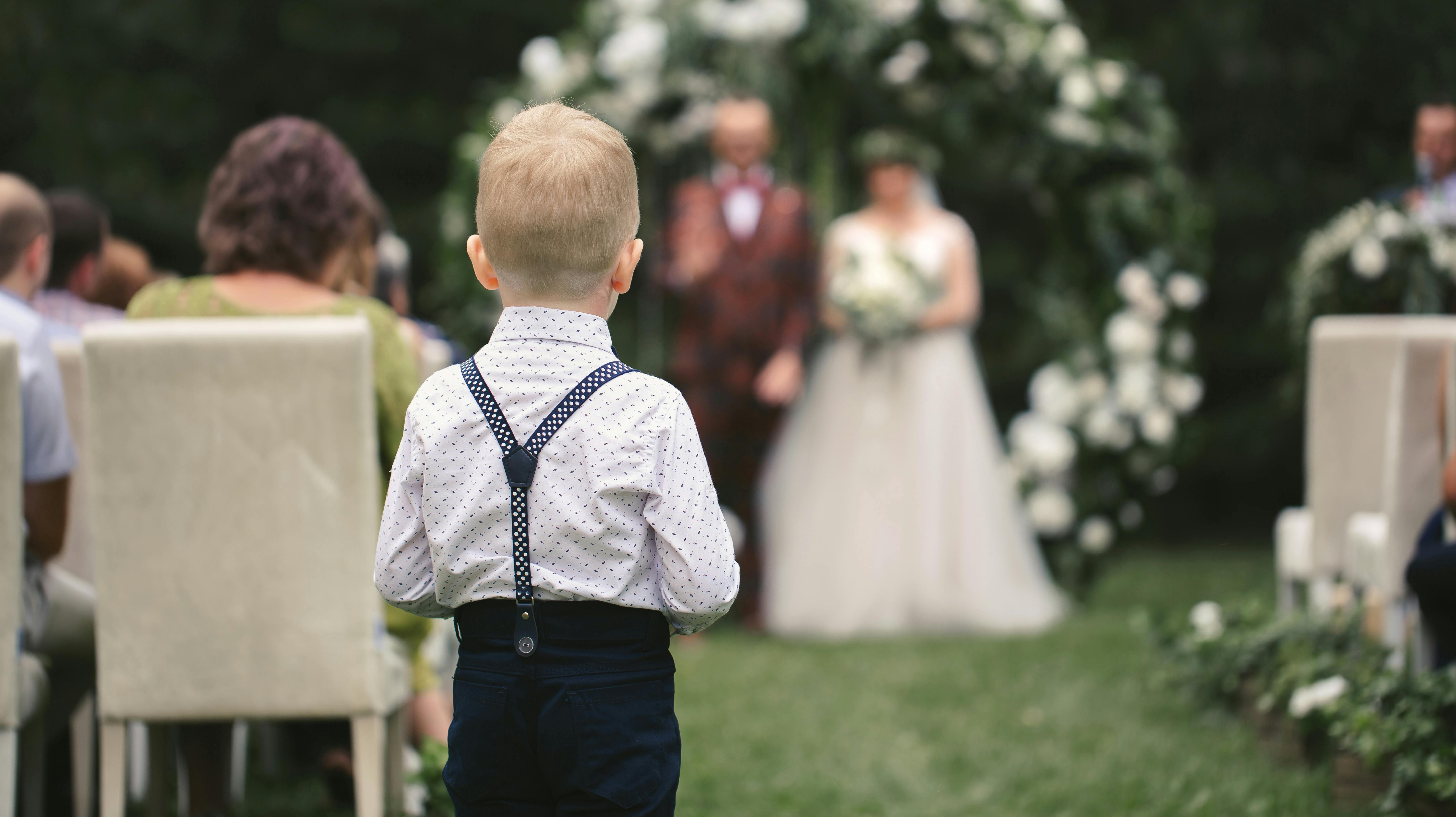 Skal et barn være velkommen til brylluppet? Nej, mener en tv-kendis. 