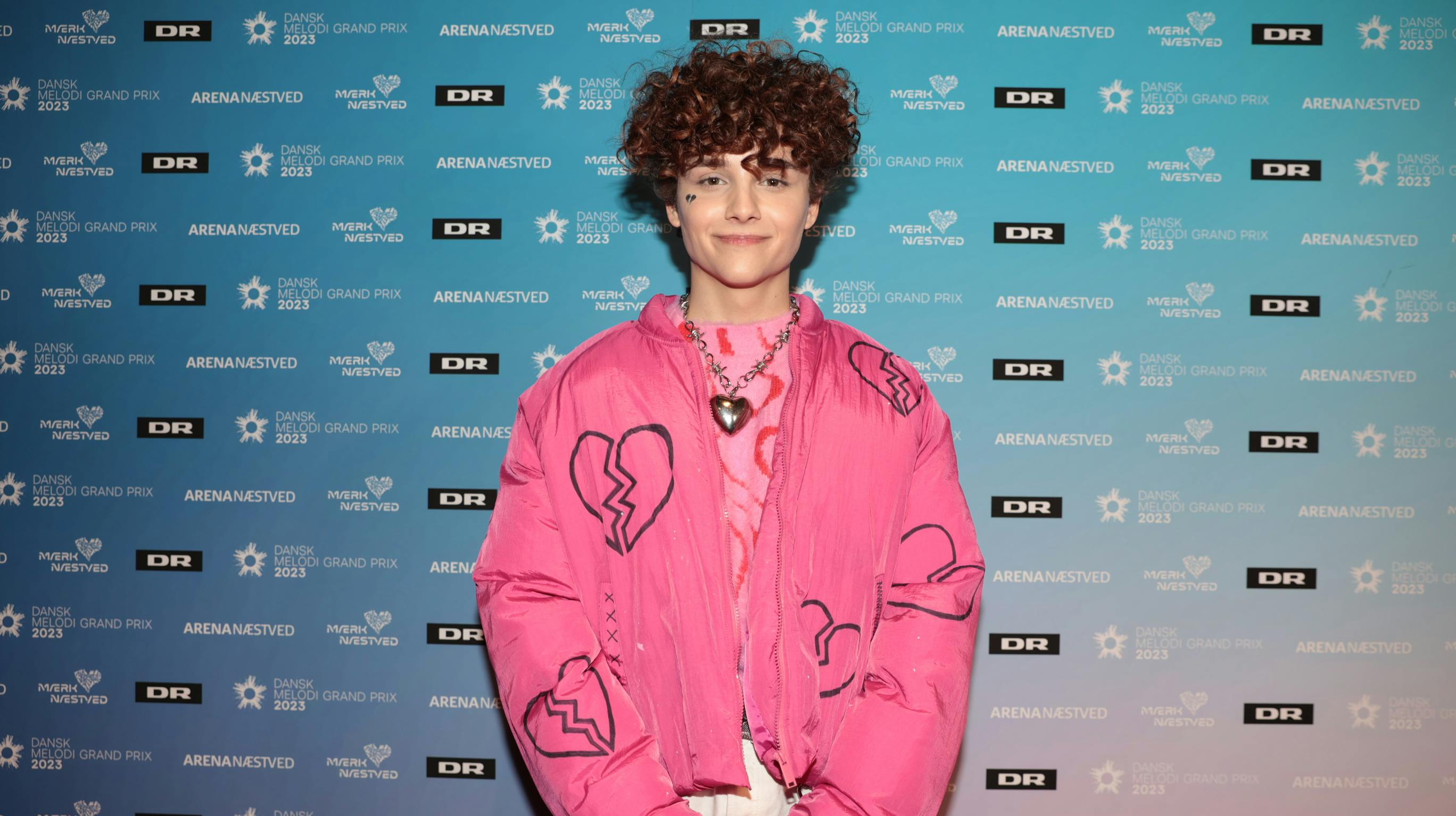 Reiley har over ti millioner følgere på TikTok og er speciel populær i Sydkorea. Nu skal han forsvare Danmark i Eurovision Song Contest til maj. nbsp;