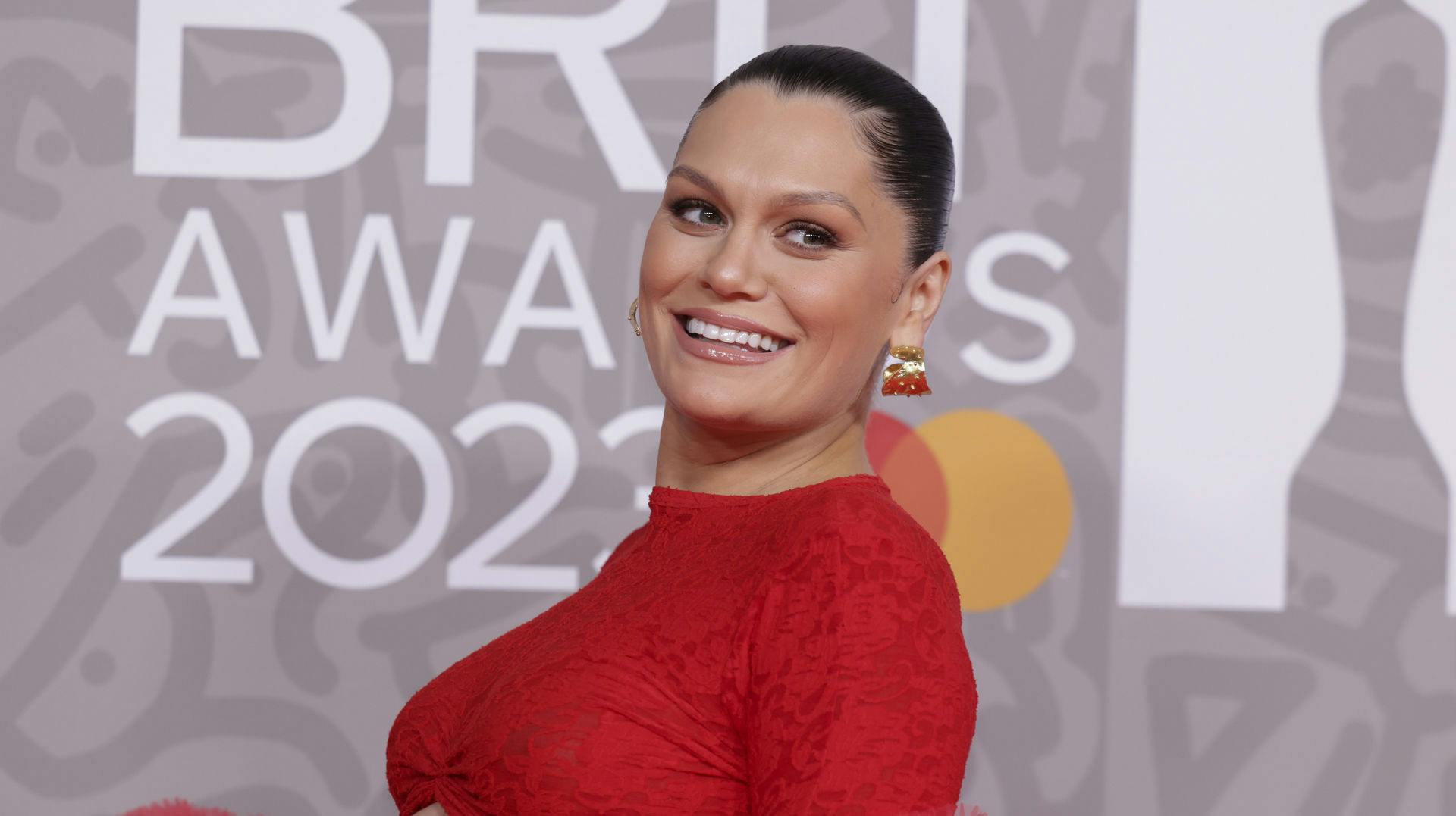 Jessie J venter sit første barn.