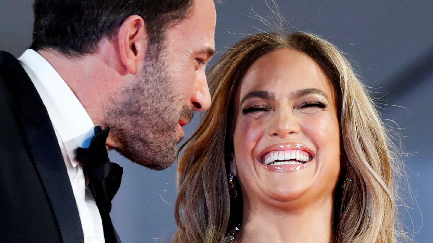 Ben Affleck og Jennifer Lopez er tilsyneladende stadig meget forelskede. 
