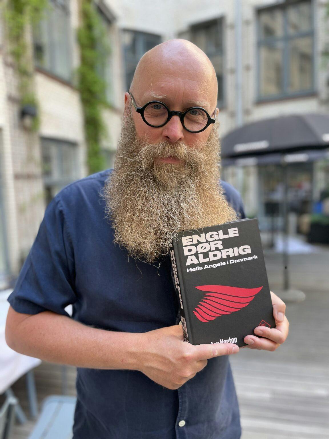 Forfatteren Carsten Norton er en af Danmarks førende kriminaljournalister med en stor indsigt i det danske bandemiljø.