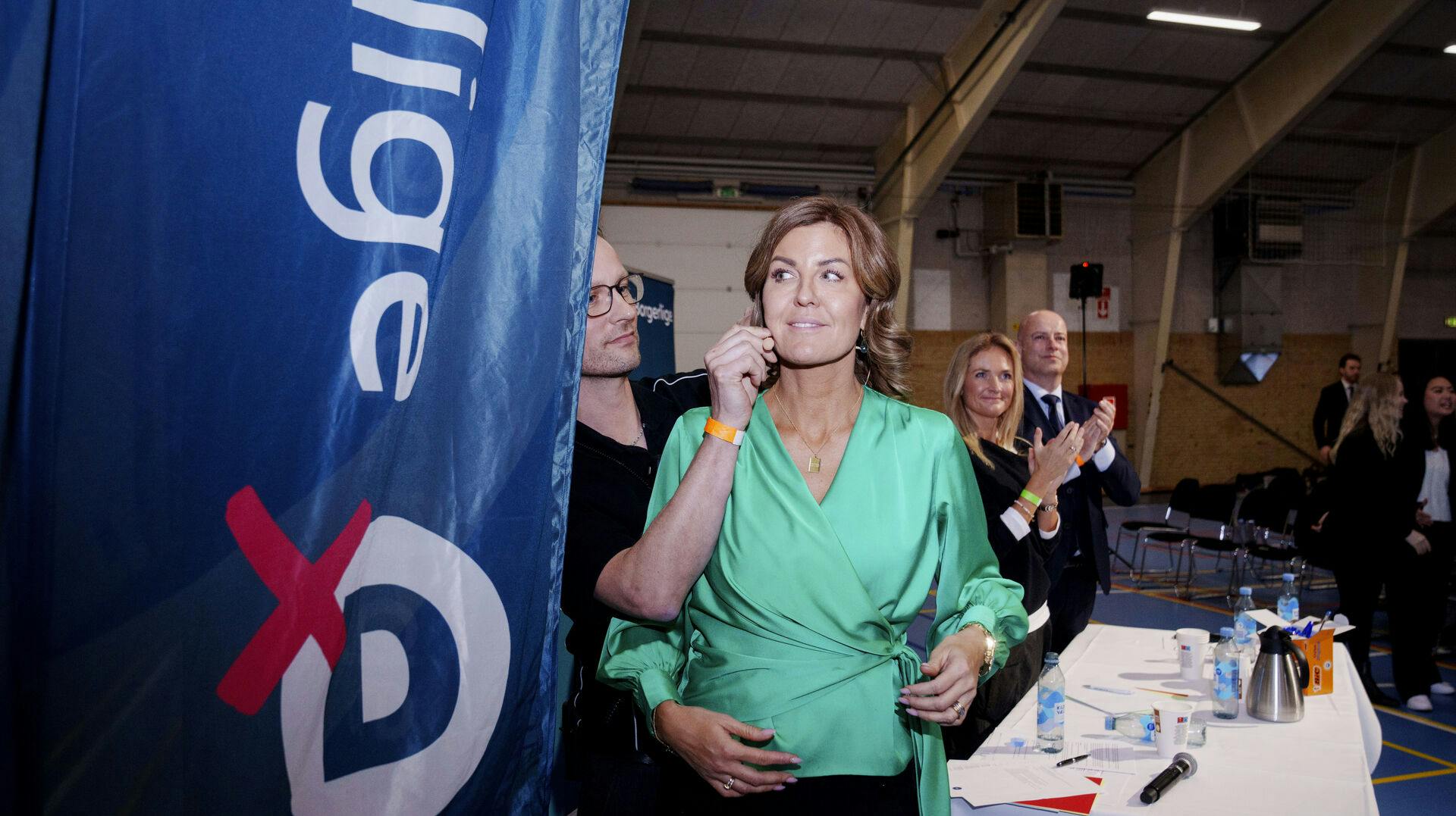 Henriette Ergemann, der er ny næstformand i Nye Borgerlige, skriver på Facebook, at hun er ked af det og undskylder for flere facebook-kommentarer, hun skrev under corona-nedlukningerne 