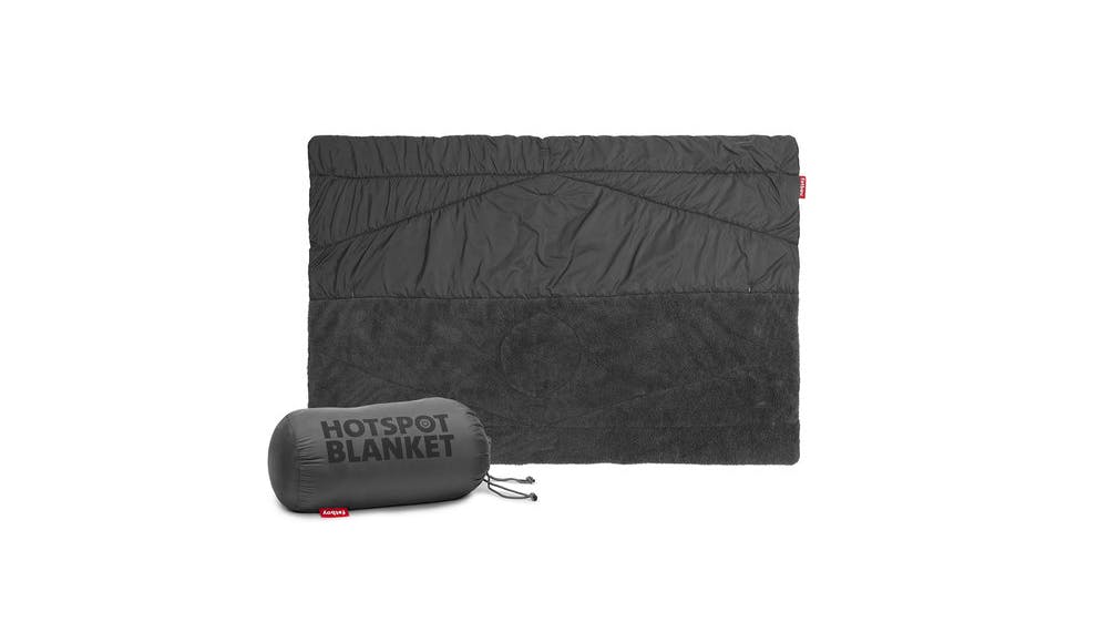 Det tilbagekaldte tæppe fås også i hvid og brun. nbsp;