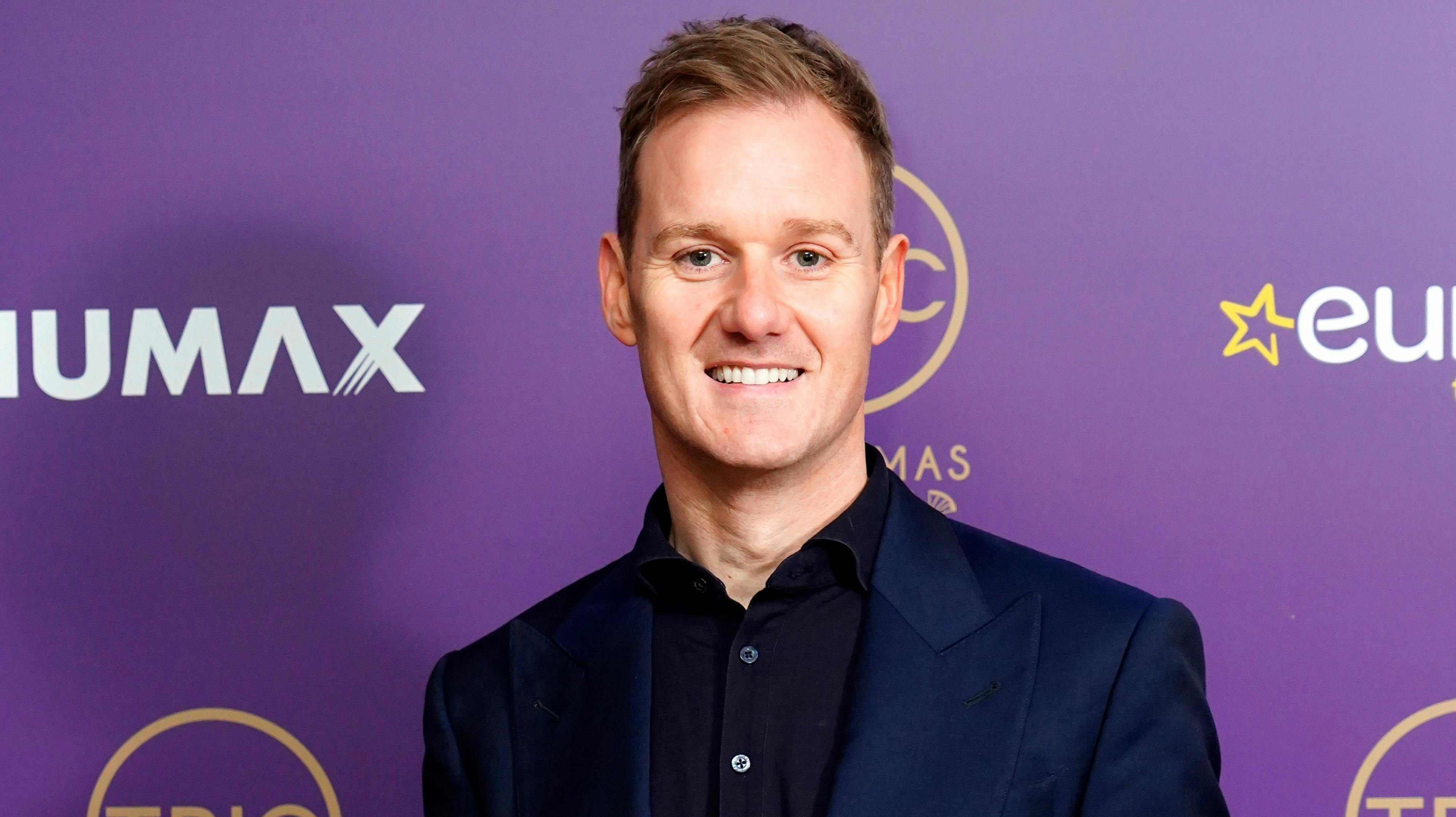 Sådan ser Dan Walker ud – når han altså ikke lige er blevet ramt af en bil på vej til arbejde 