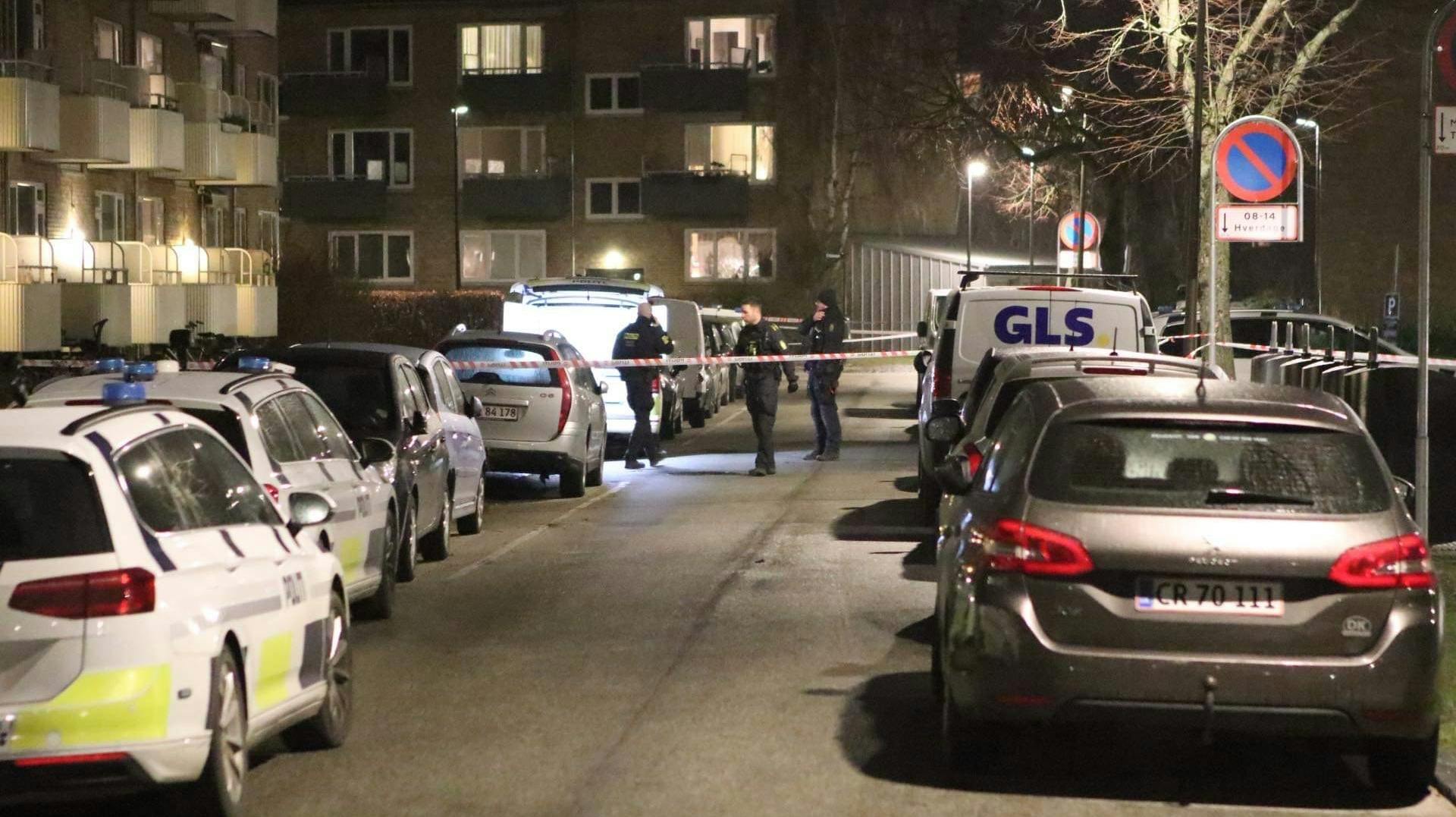 Mandag aften har et nyt knivstikkeri fundet sted i København. Her er en 21-årig mand alvorligt såret.