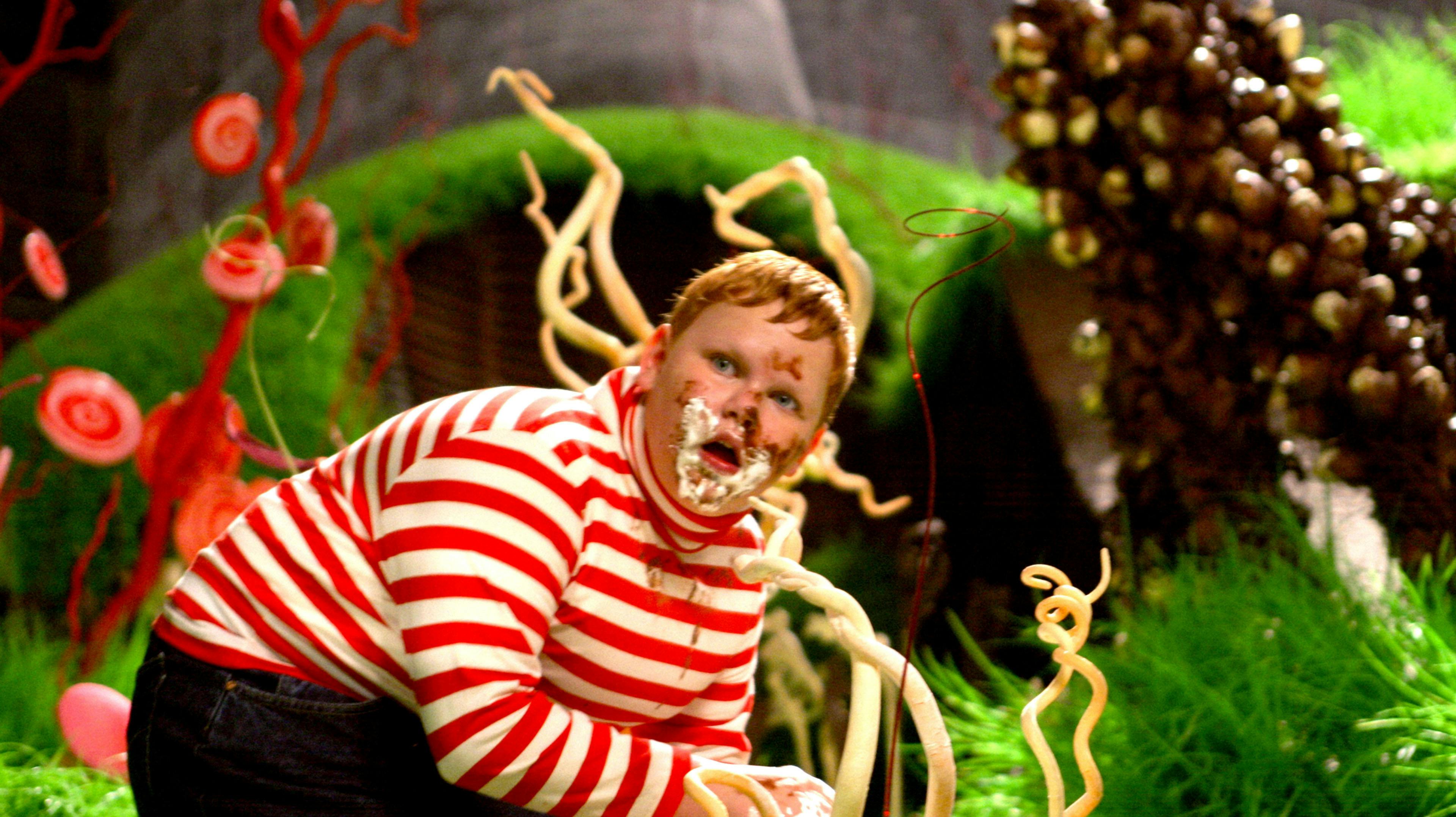 "Charlie og Chokoladefabrikken" blev i 2005 filmatiseret med Tim Burton i instruktørstolen. Filmen er baseret på Roald Dahl-romanen af samme navn. nbsp;