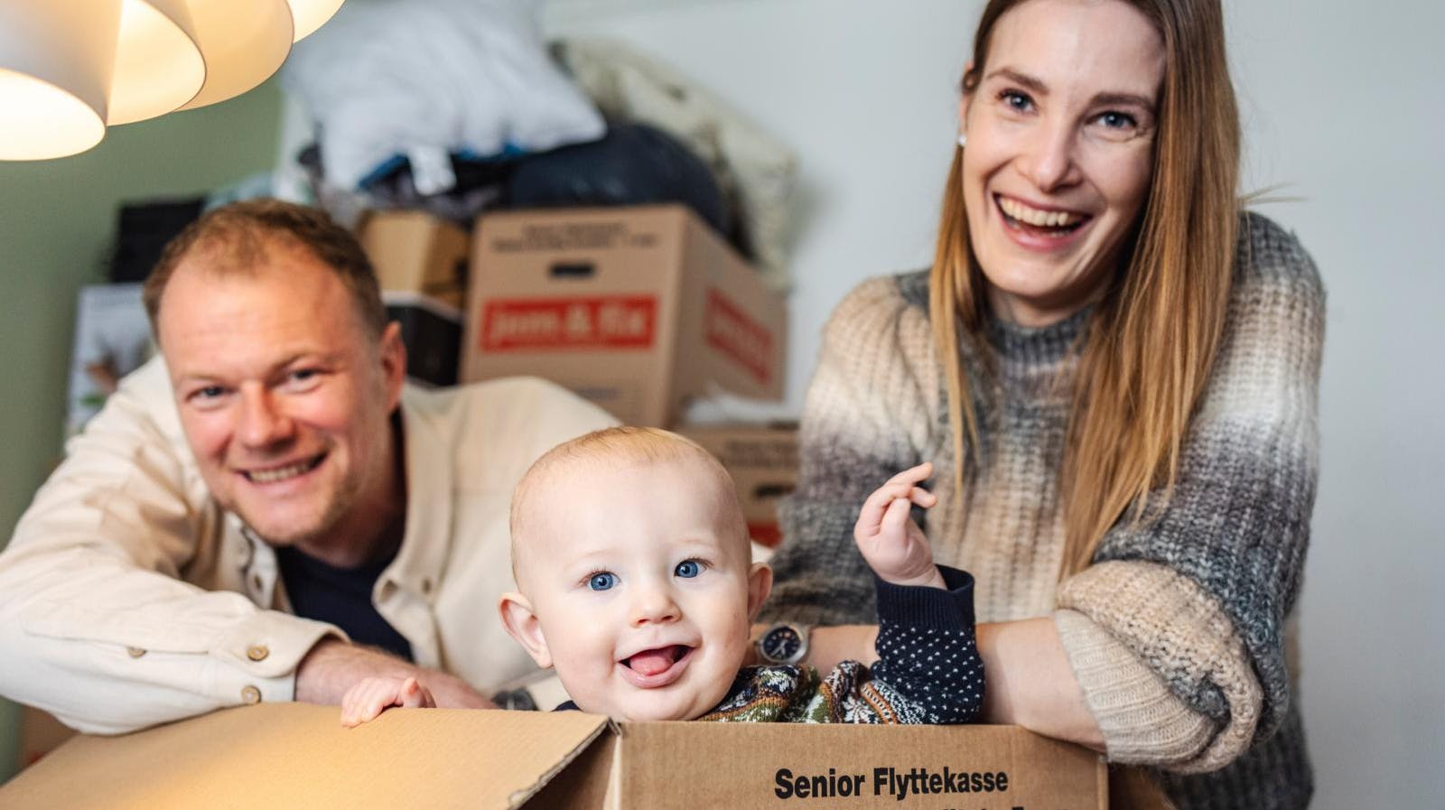 Flyttekasserne er pakket, og lejligheden er solgt efter et rigtigt flot hammerslag.