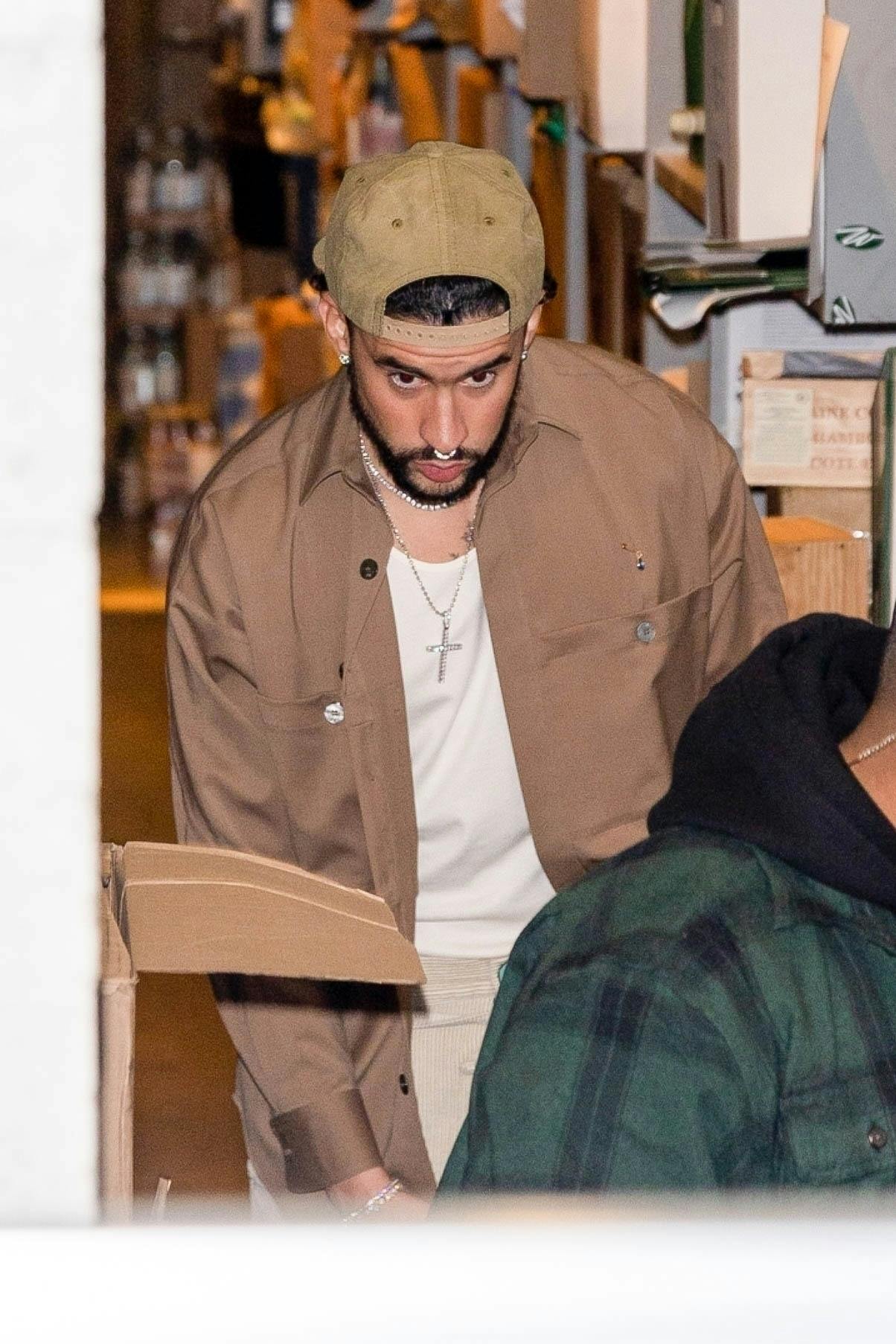 Bad Bunny havde tilsyneladende ikke lyst til at stille op til fotografering.