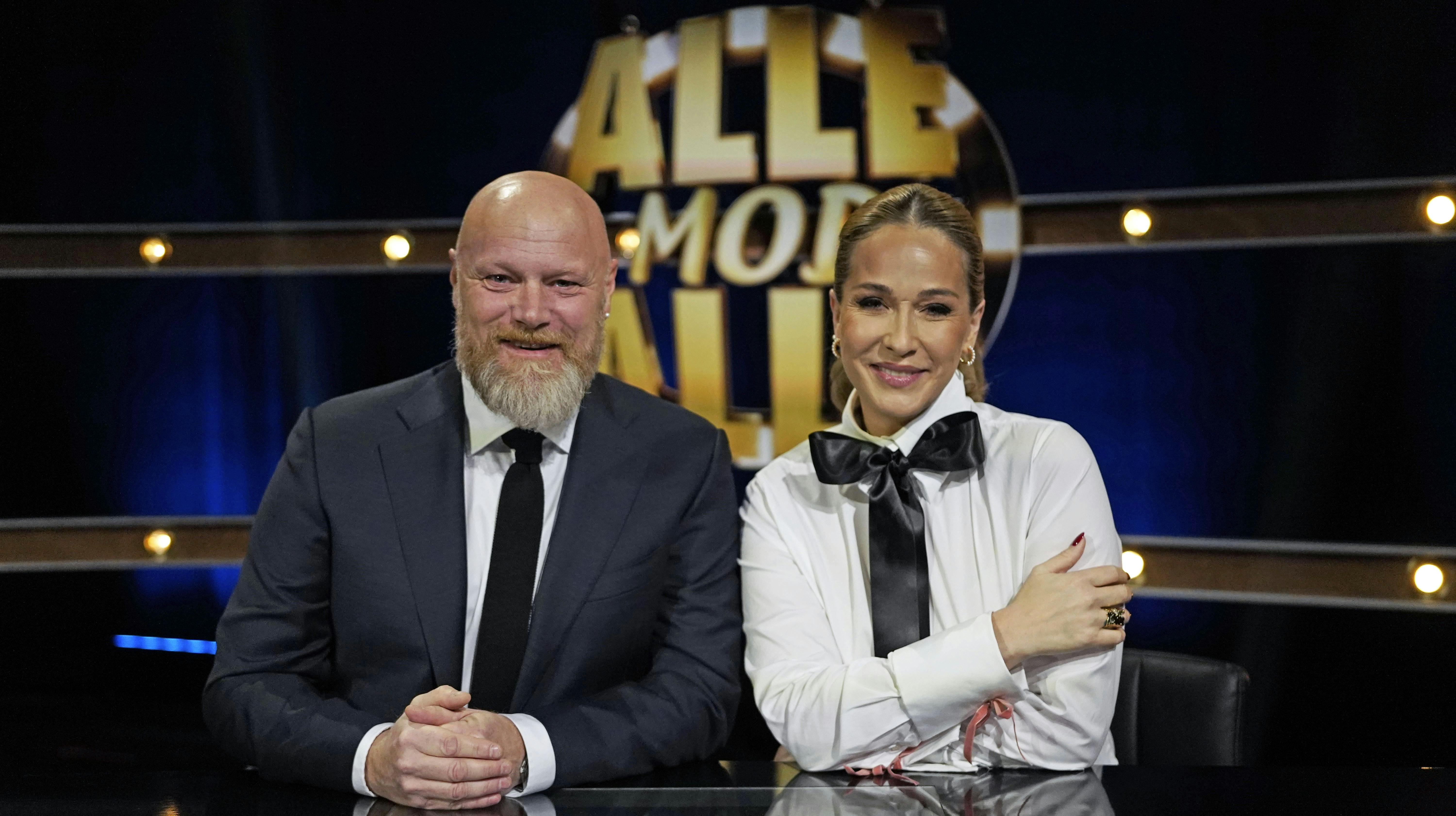 Det bliver to af Danmarks mest rutinerede tv-værter, der skal styre slagets gang i "Alle Mod Alle", der får premiere på Kanal 5 til efteråret. 