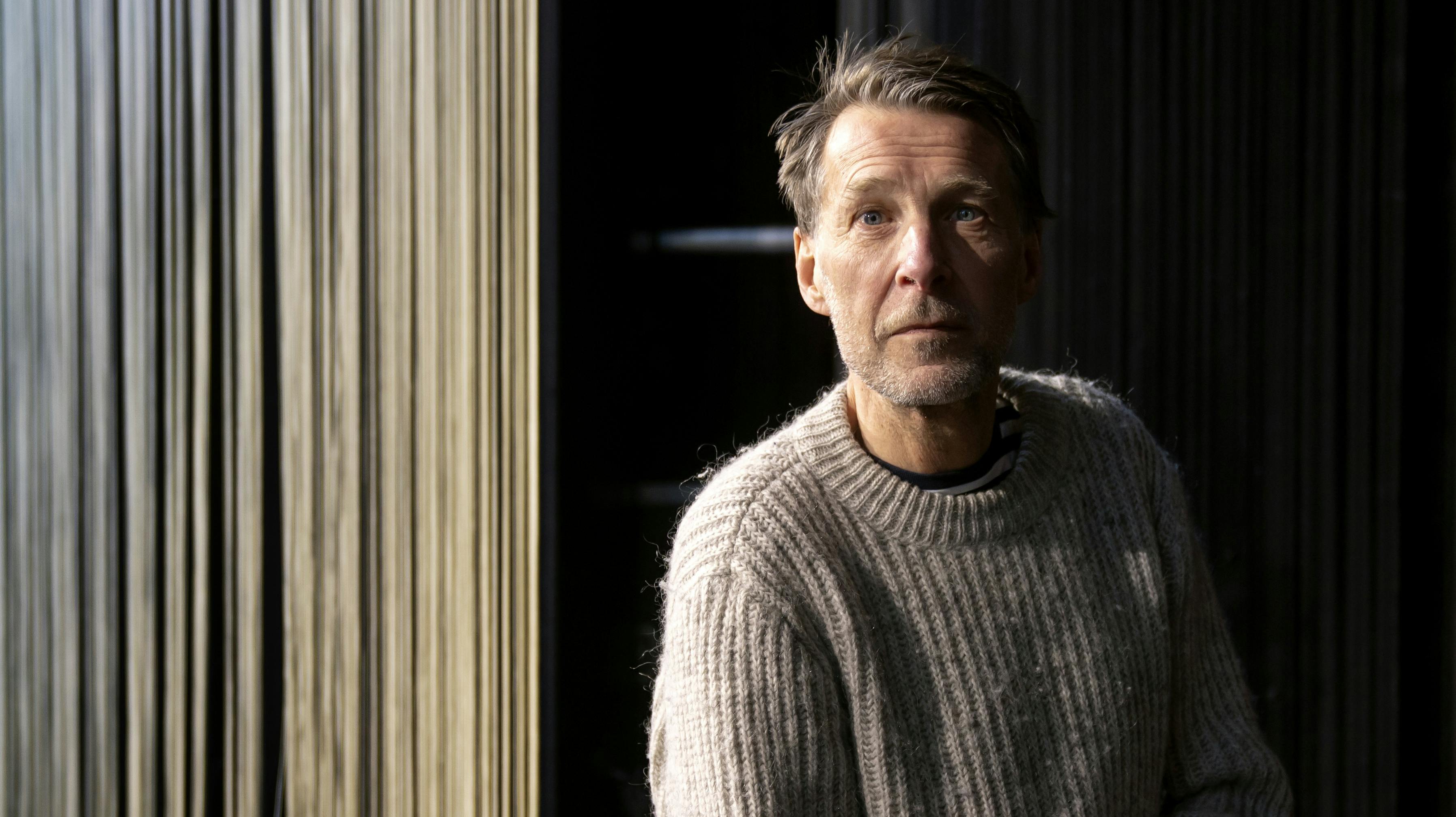 Folketingsmedlemmet for Moderaterne, Jon Stephensen, har tidligere været direktør på teatret Aveny-T på Frederiksberg