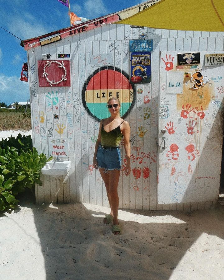 Anguilla fra sin allermest autentiske side. 