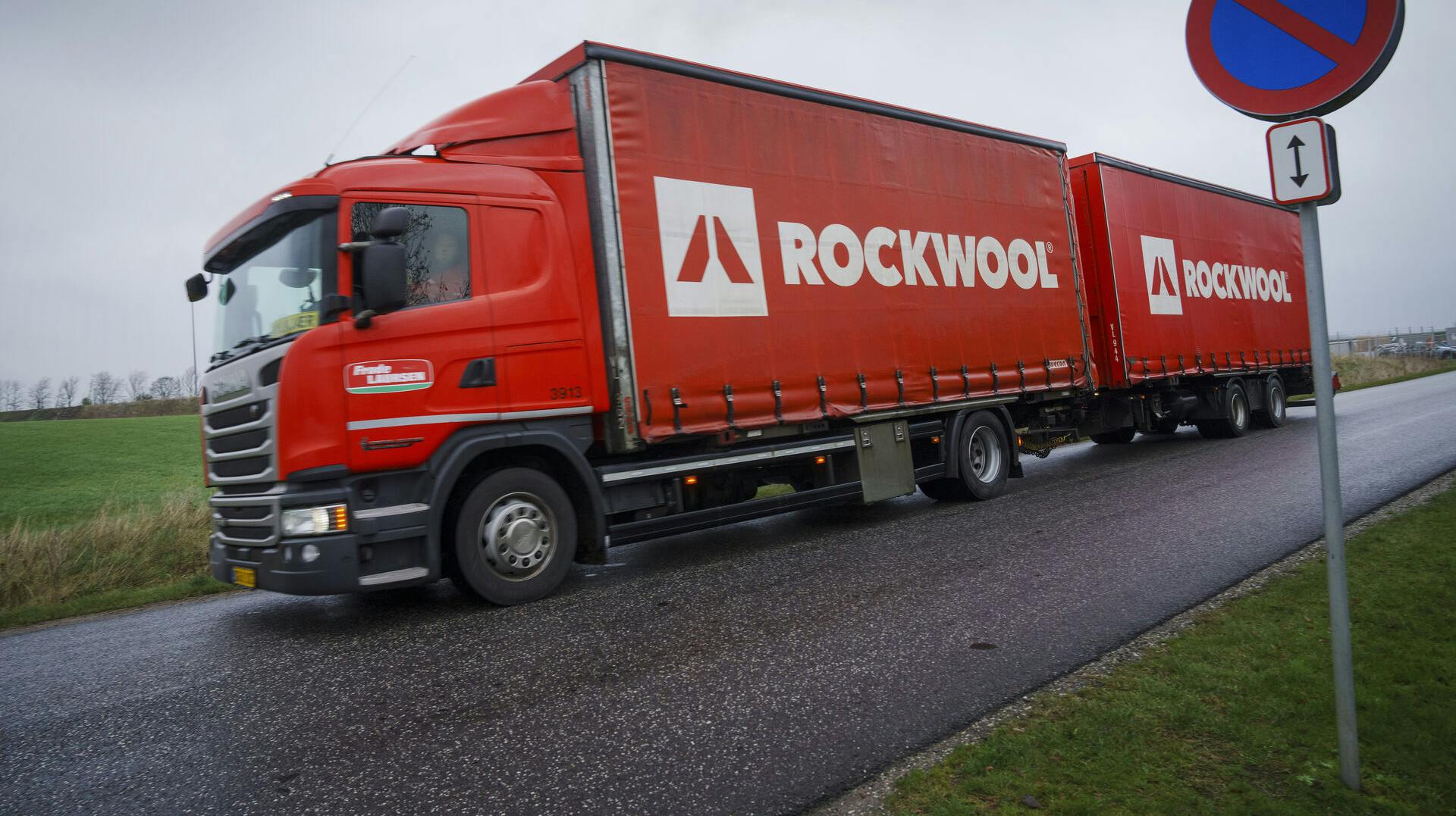 Den danske koncern Rockwool har tjent millioner af kroner på Putin. 