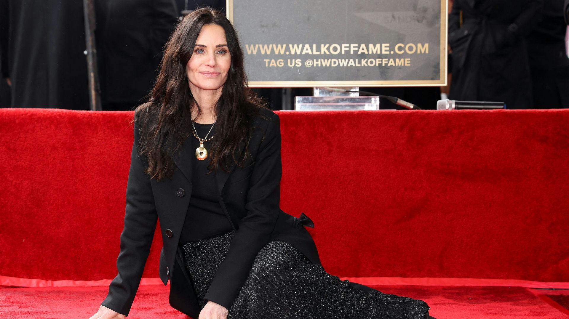 Der var i den grad noget at smile af, da Courteney Cox mandag fik sin stjerne på Hollywood Boulevard. 