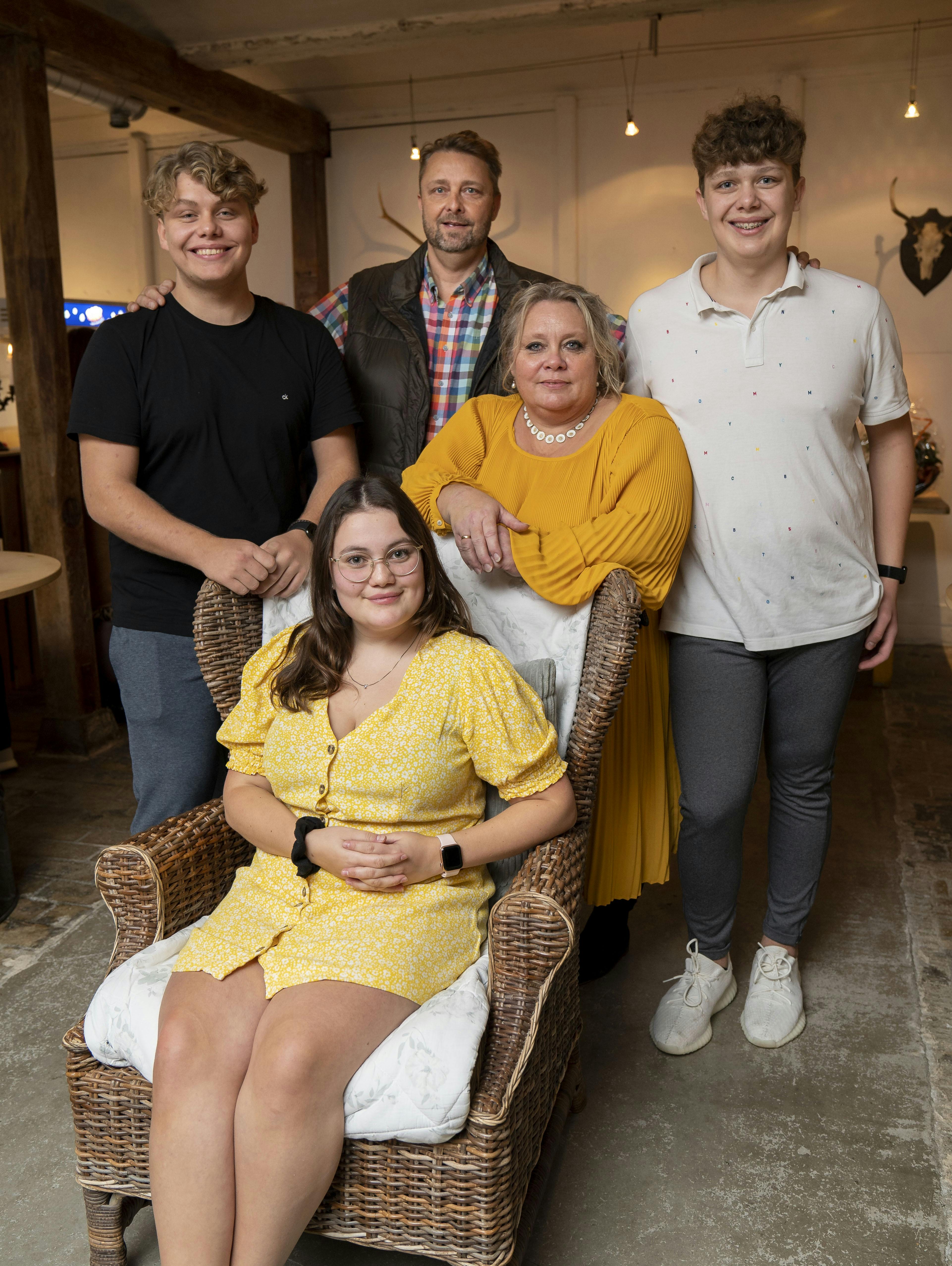 Stephanie ville beskytte familien.