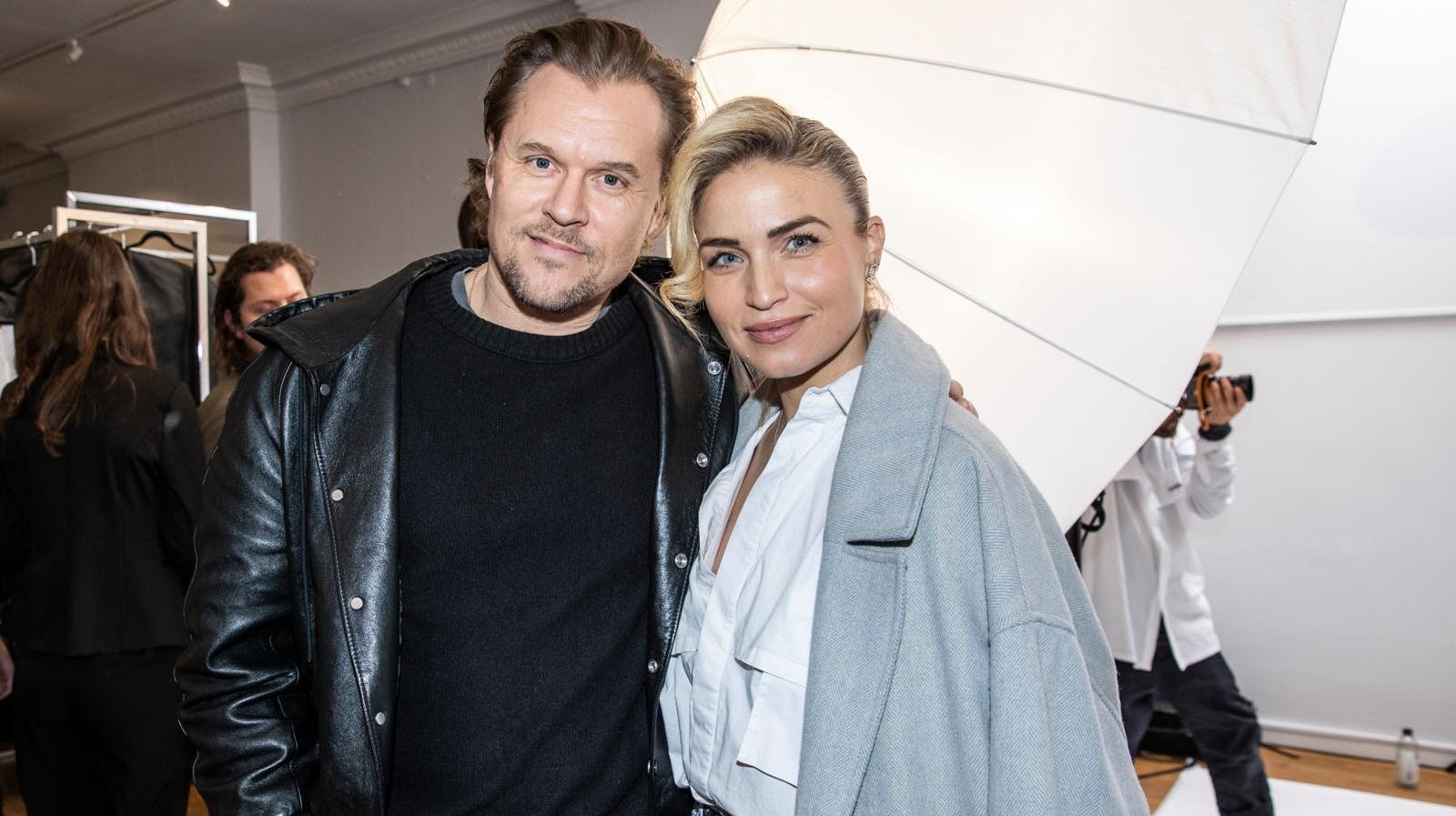 Parret fejrede deres bryllup i deres hjem i Gentofte. 