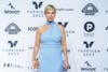 Natasja Crone trådte op i en yderst smuk dueblå kjole til TV-Prisen 2023.