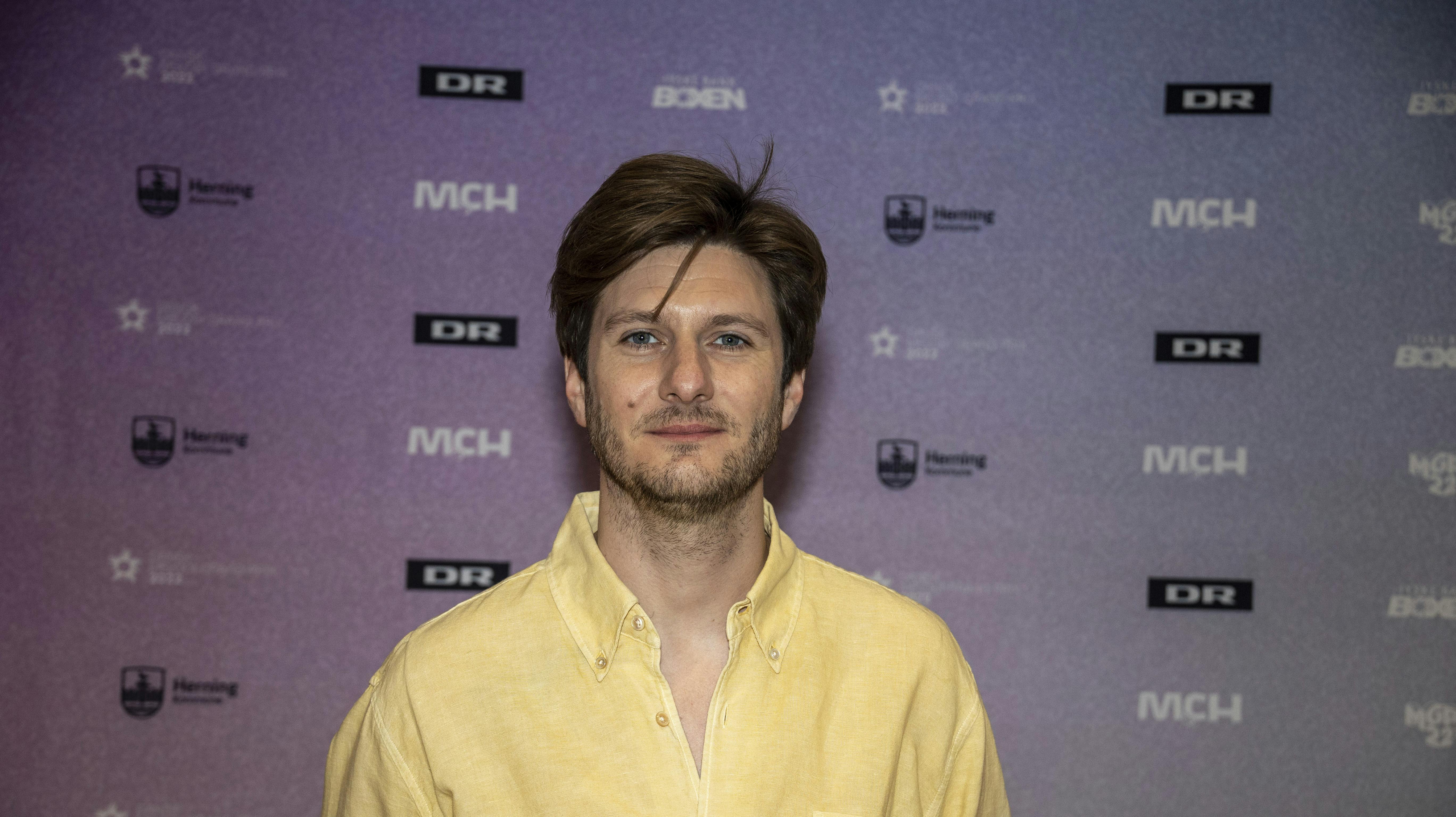 Morten Fillipsen blev kendt, da han i MGP 2003 sang "Du er ikke som de andre pi'r".